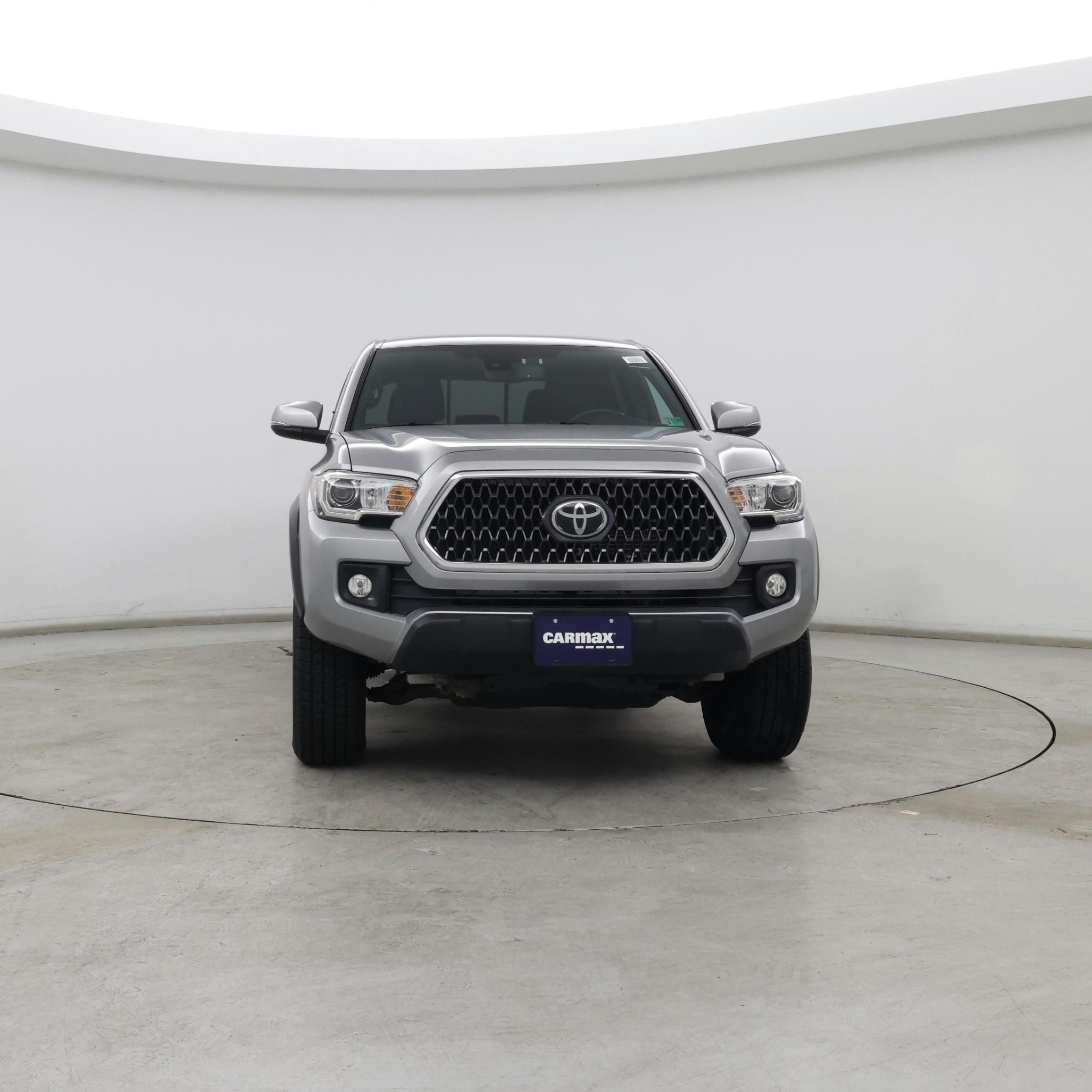 Thumbnail: 2019 Toyota Tacoma - 5