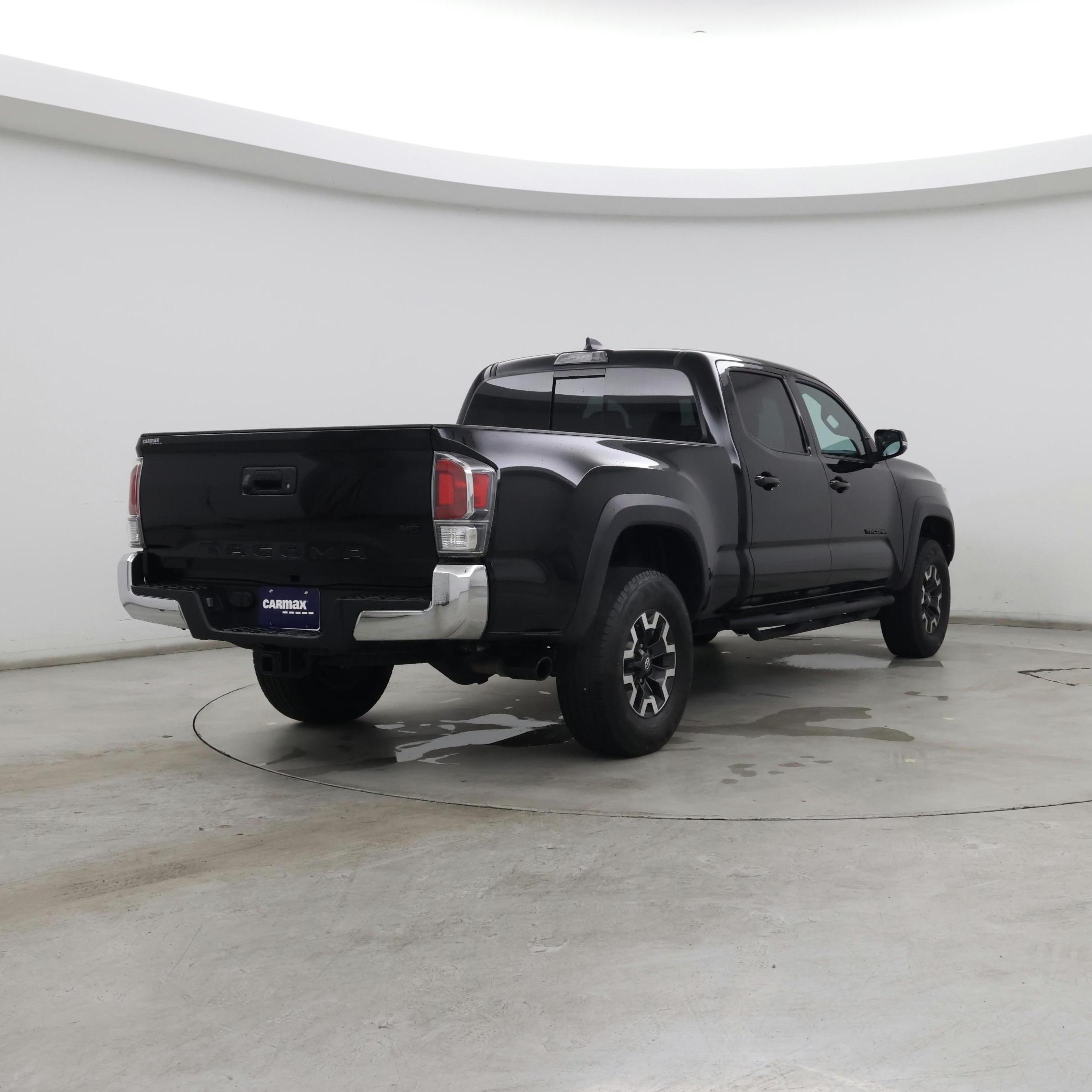 Thumbnail: 2021 Toyota Tacoma - 8