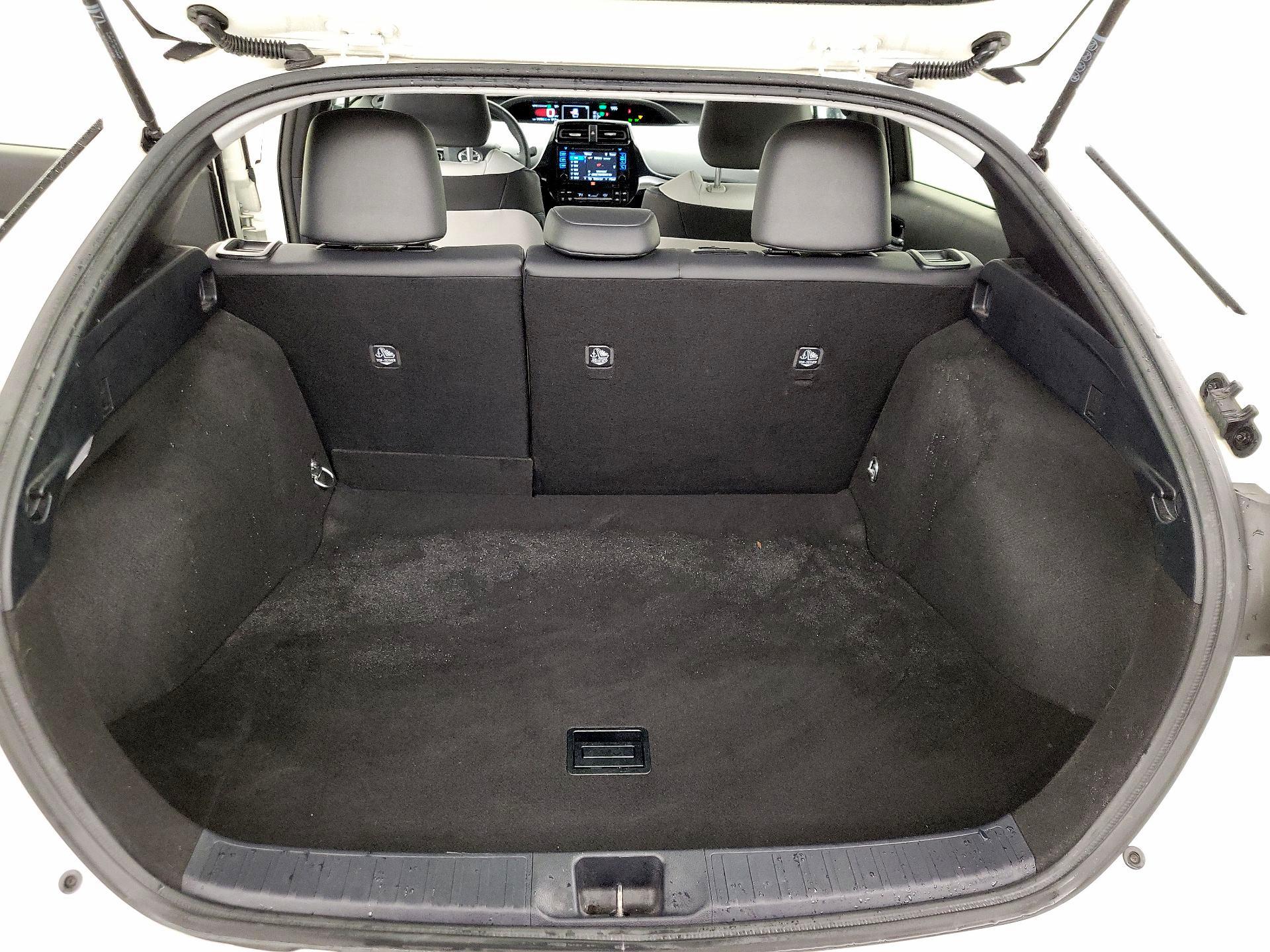Thumbnail: 2016 Toyota Prius - 20
