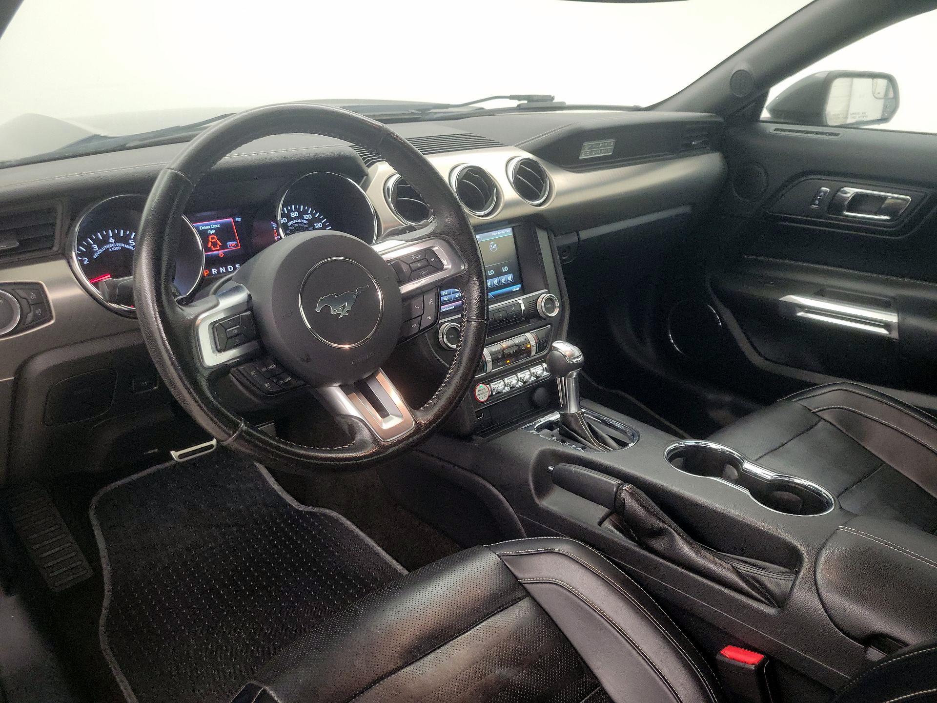 Thumbnail: 2015 Ford Mustang - 9