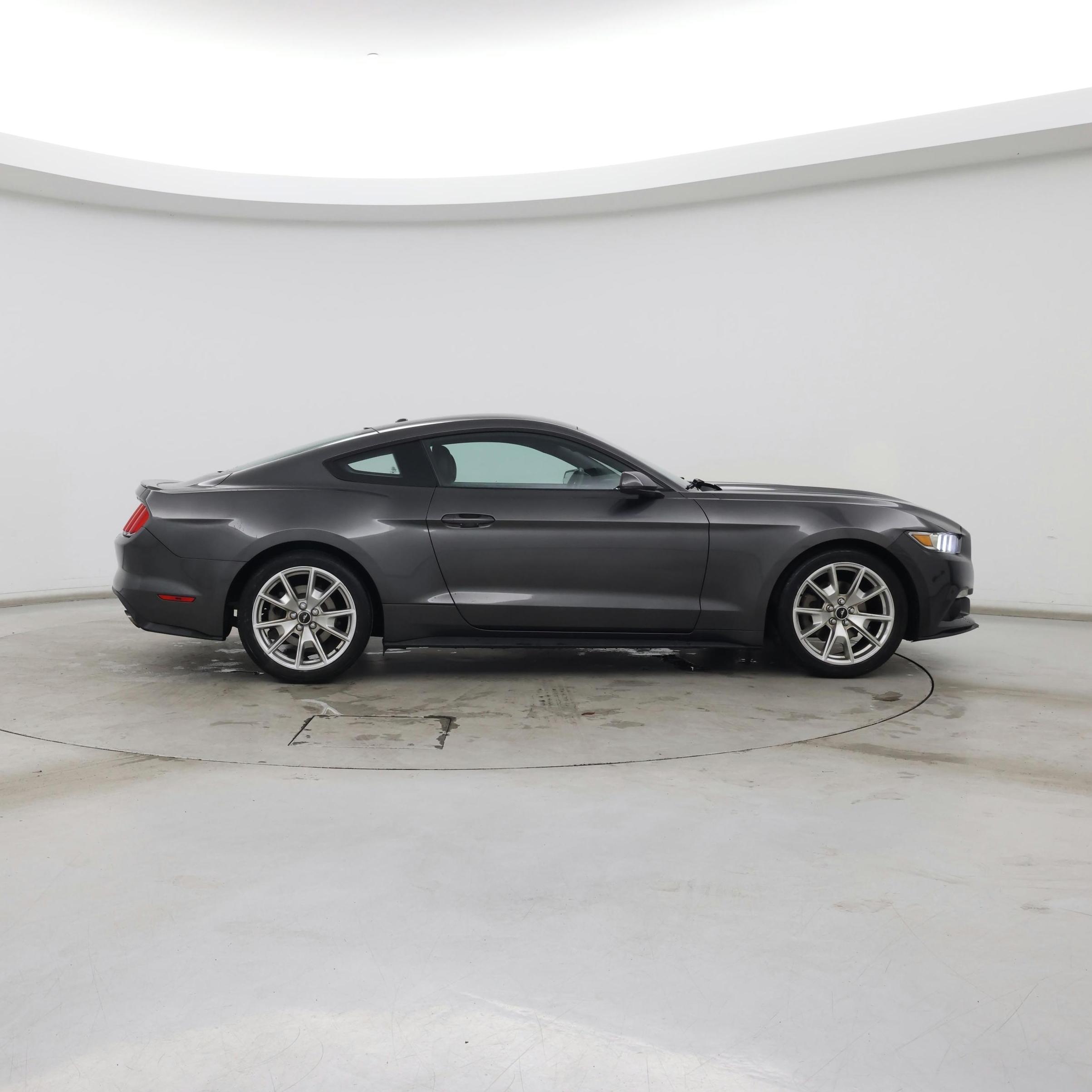 Thumbnail: 2015 Ford Mustang - 7