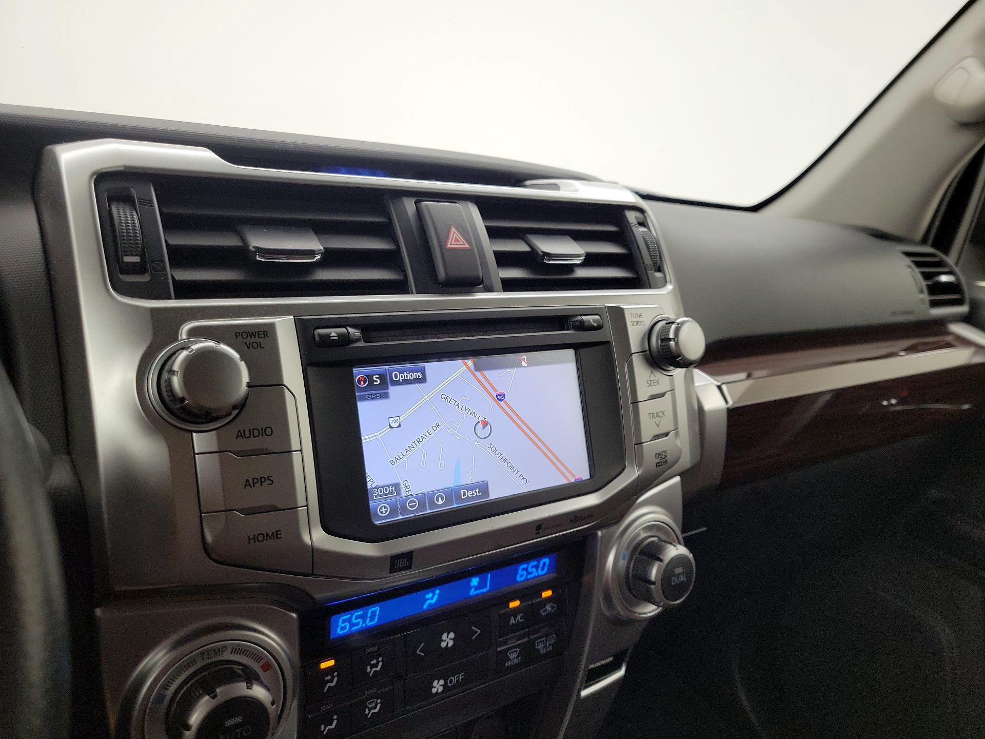 Thumbnail: 2015 Toyota 4Runner - 14