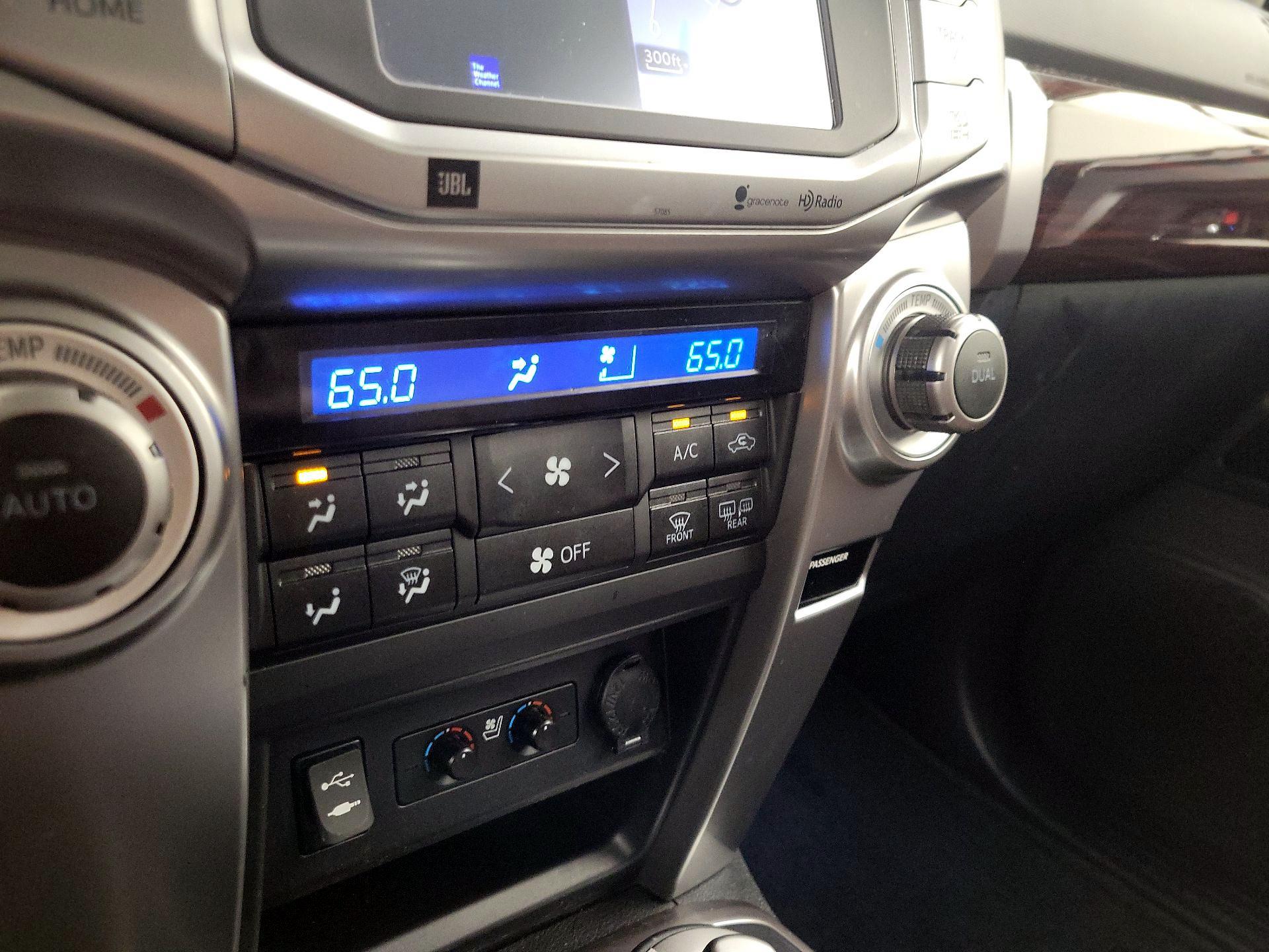 Thumbnail: 2015 Toyota 4Runner - 17