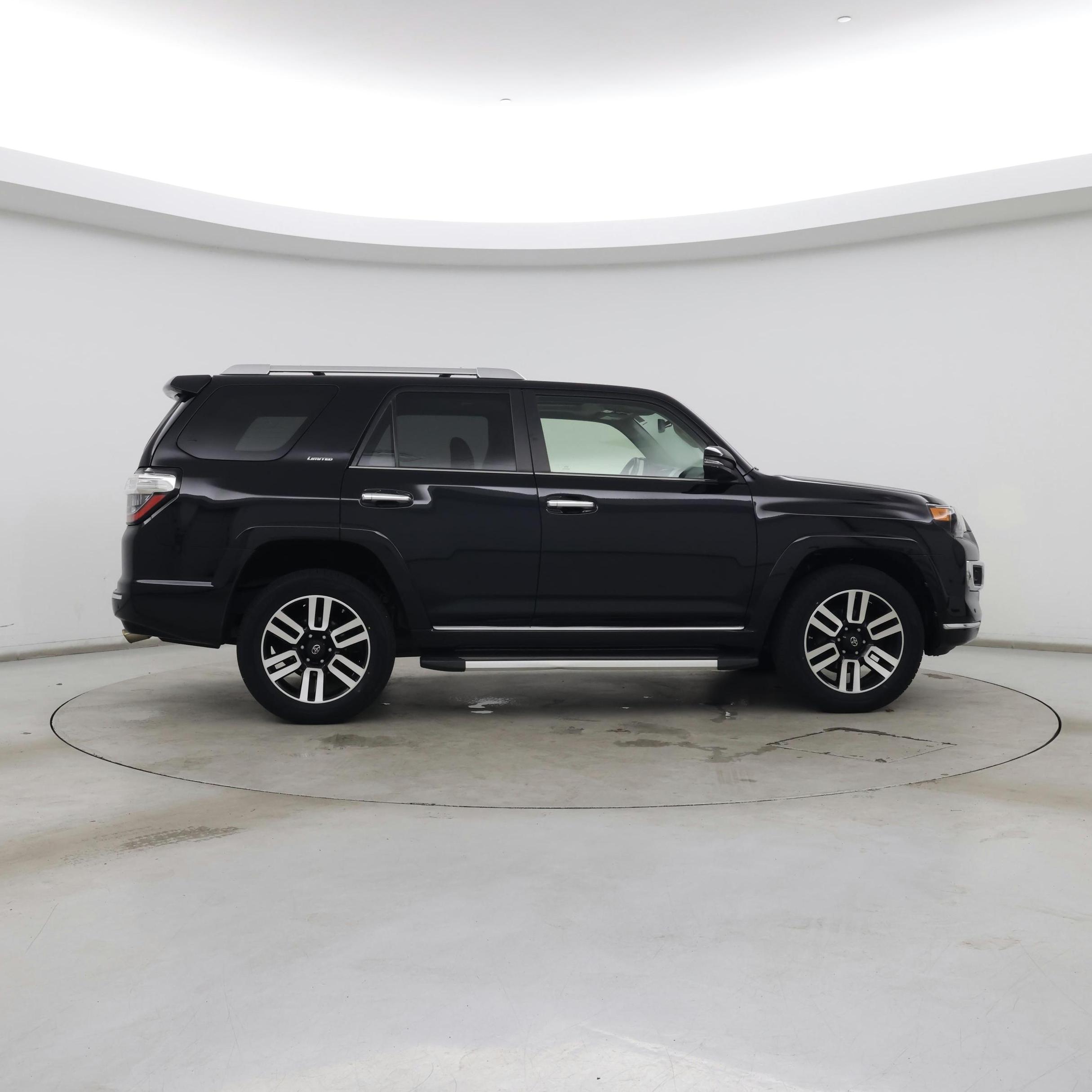Thumbnail: 2015 Toyota 4Runner - 7
