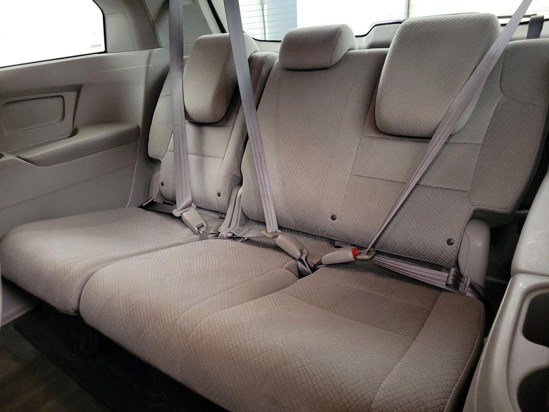 Thumbnail: 2015 Honda Odyssey - 20