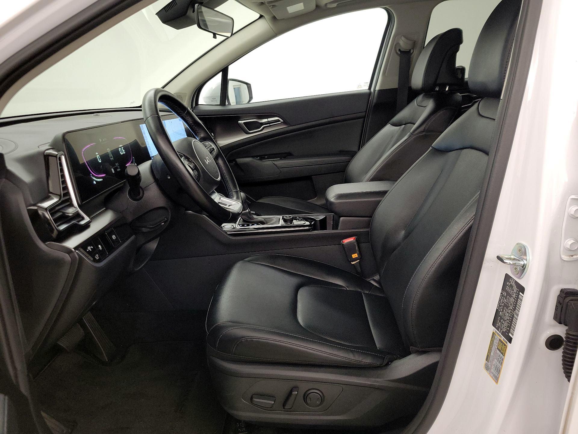 Thumbnail: 2025 Kia Sportage - 11