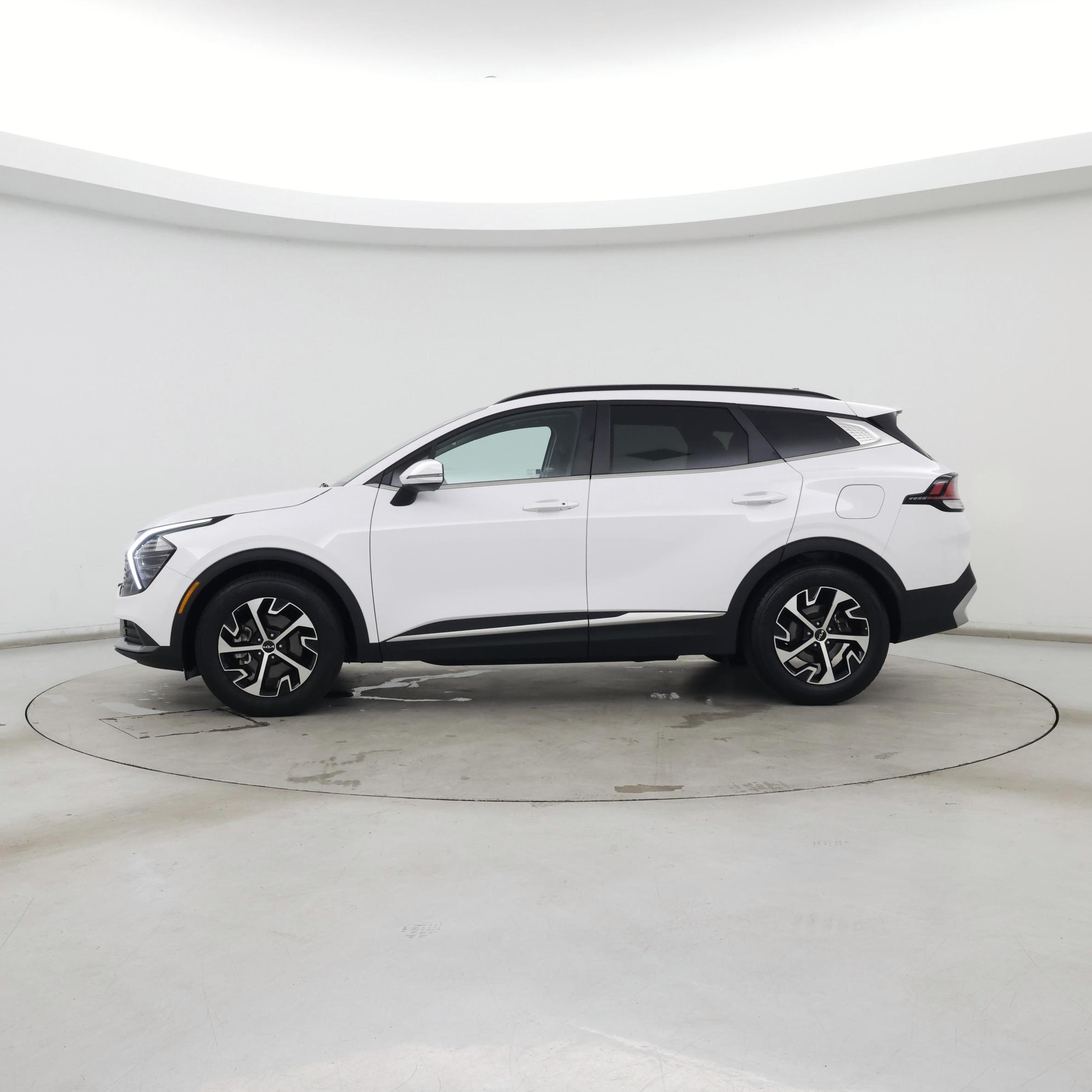Thumbnail: 2025 Kia Sportage - 3