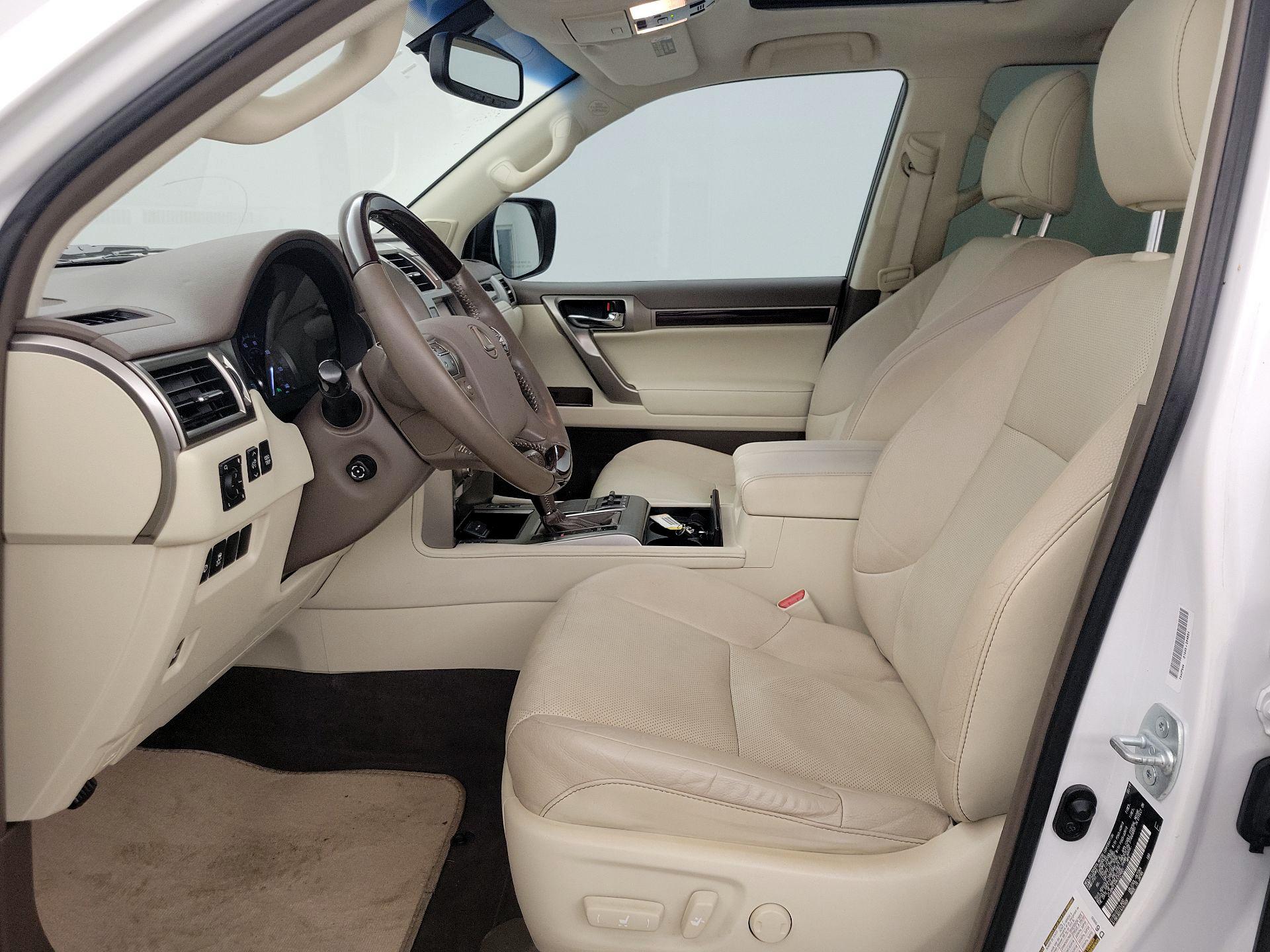 Thumbnail: 2019 Lexus GX - 11