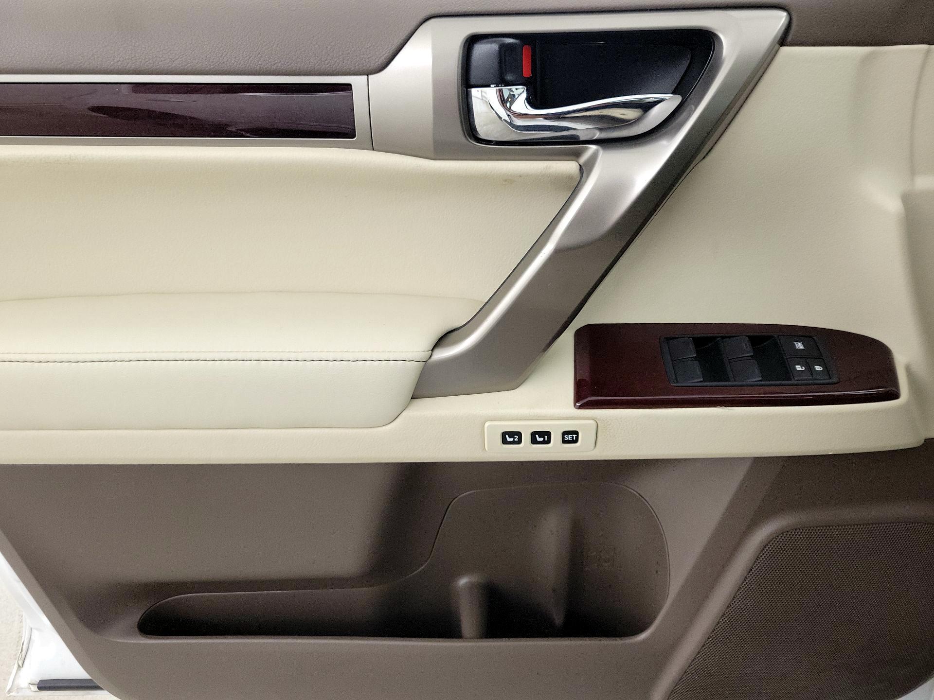 Thumbnail: 2019 Lexus GX - 12
