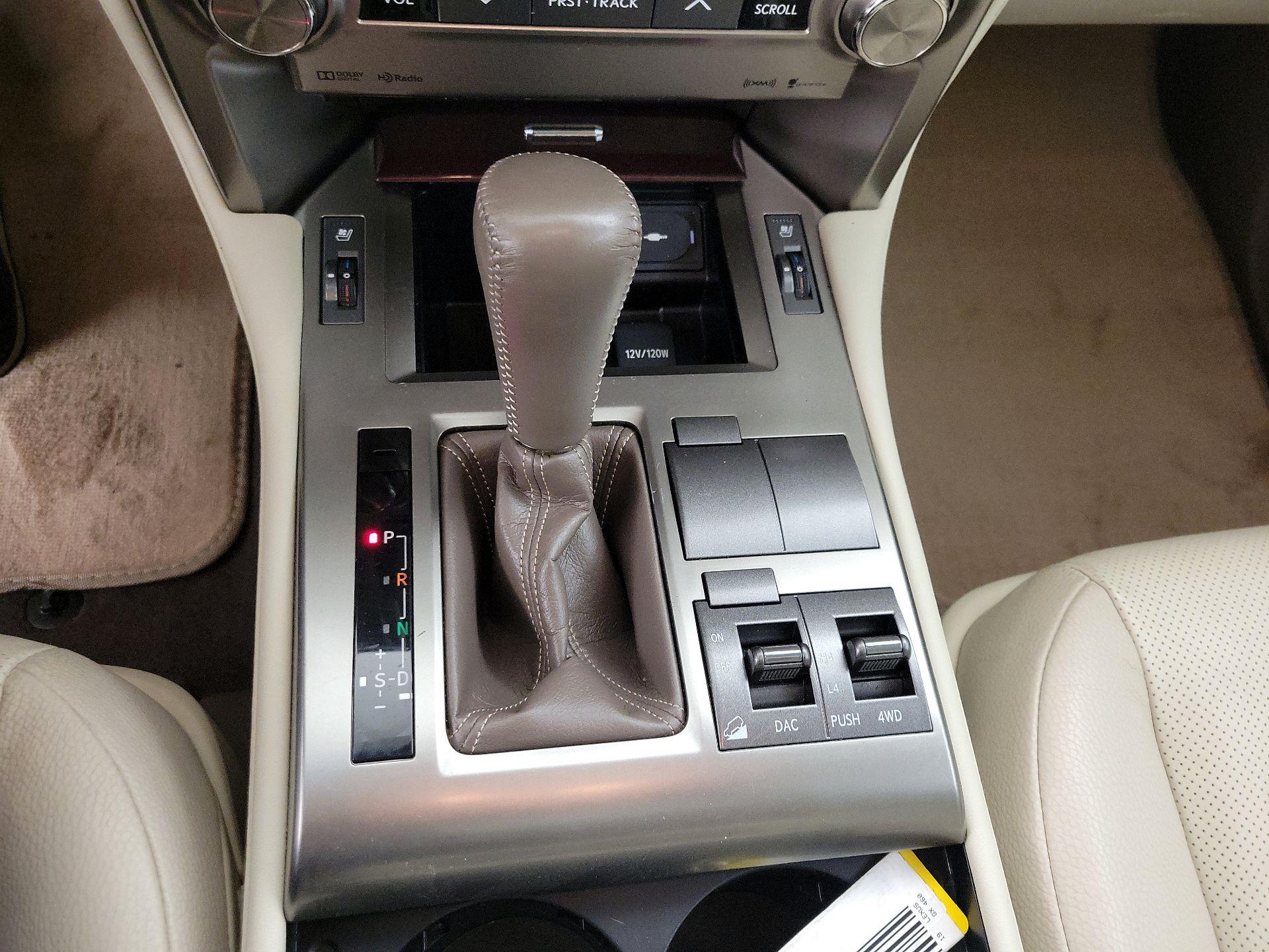 Thumbnail: 2019 Lexus GX - 18