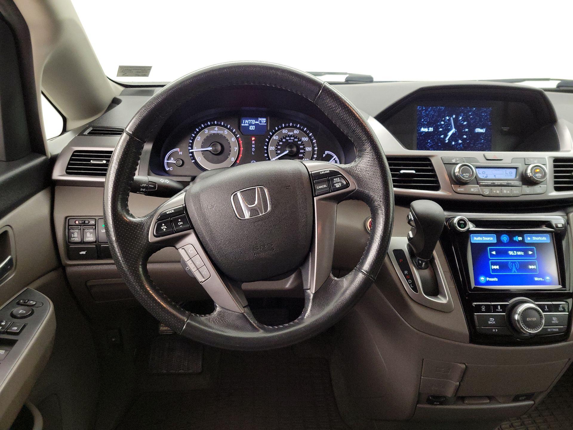 Thumbnail: 2014 Honda Odyssey - 10