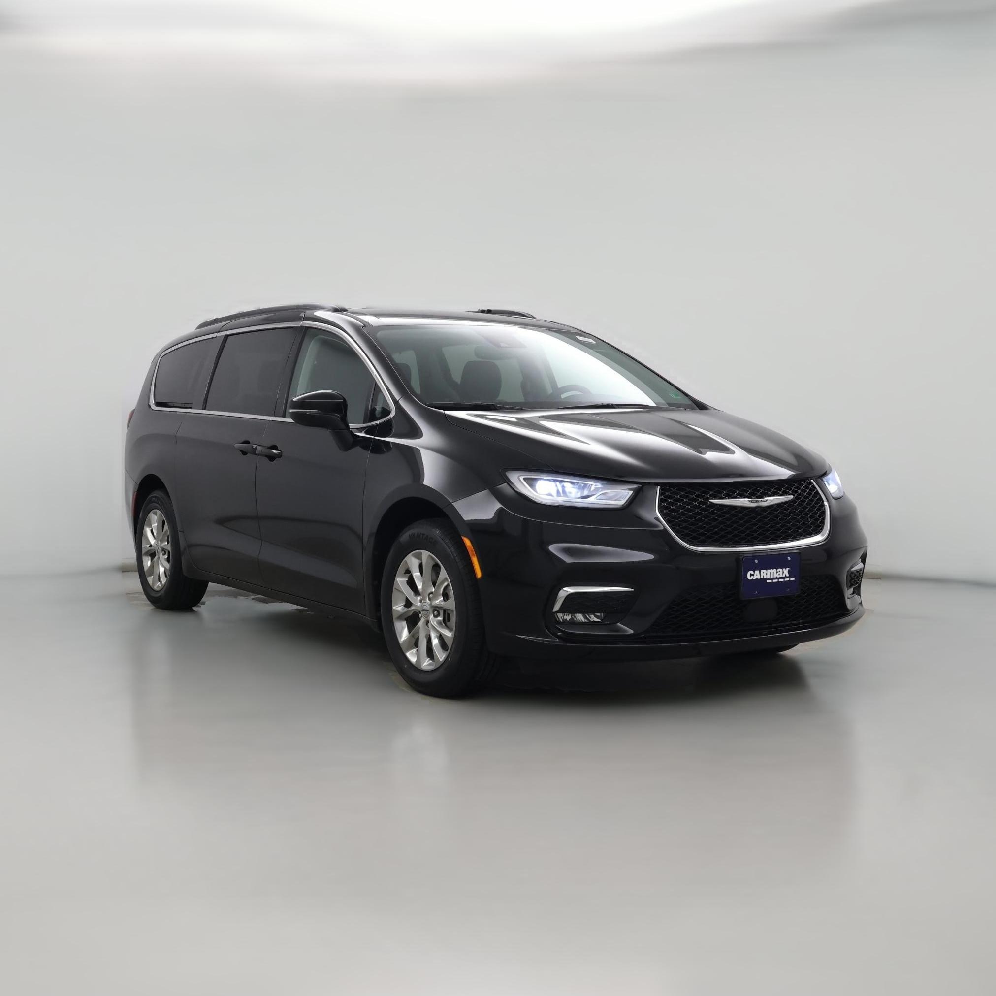 Thumbnail: 2022 Chrysler Pacifica - 1