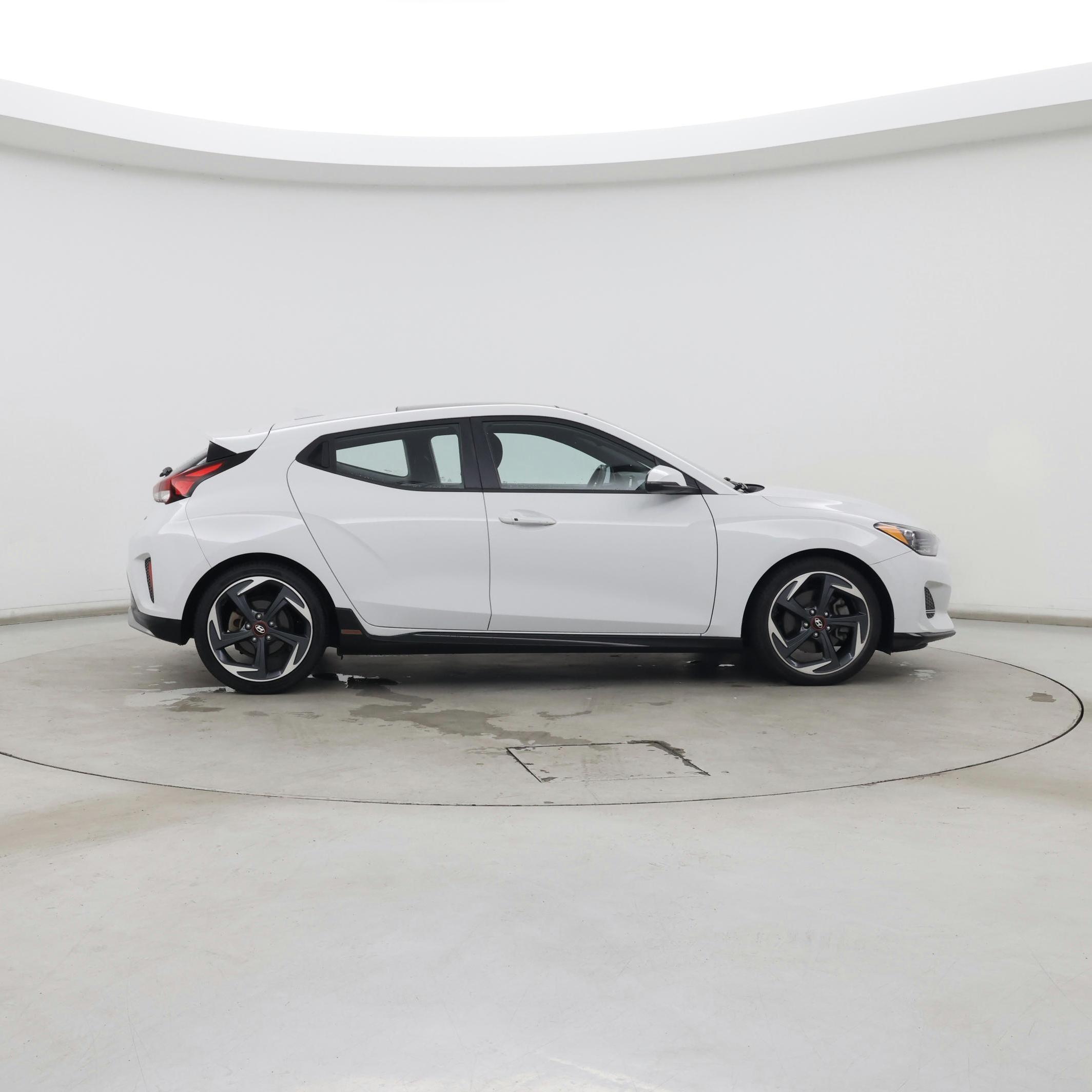 Thumbnail: 2020 Hyundai Veloster - 7