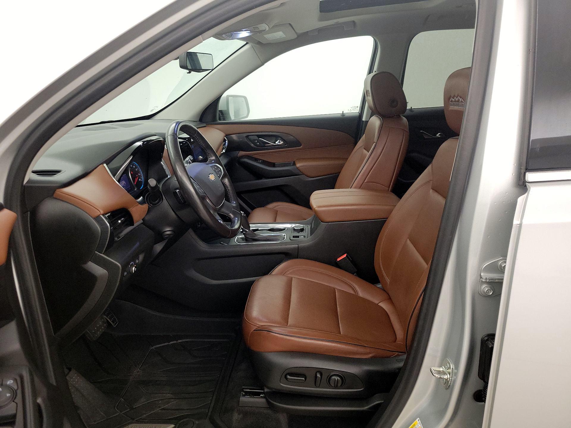 Thumbnail: 2020 Chevrolet Traverse - 11