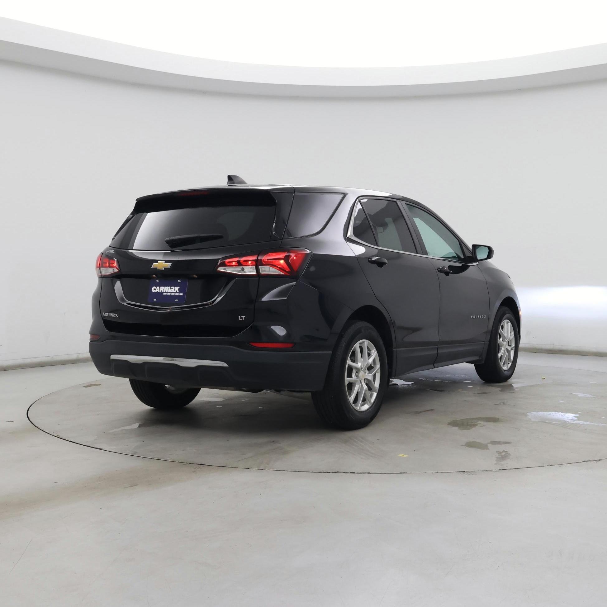 Thumbnail: 2022 Chevrolet Equinox - 8