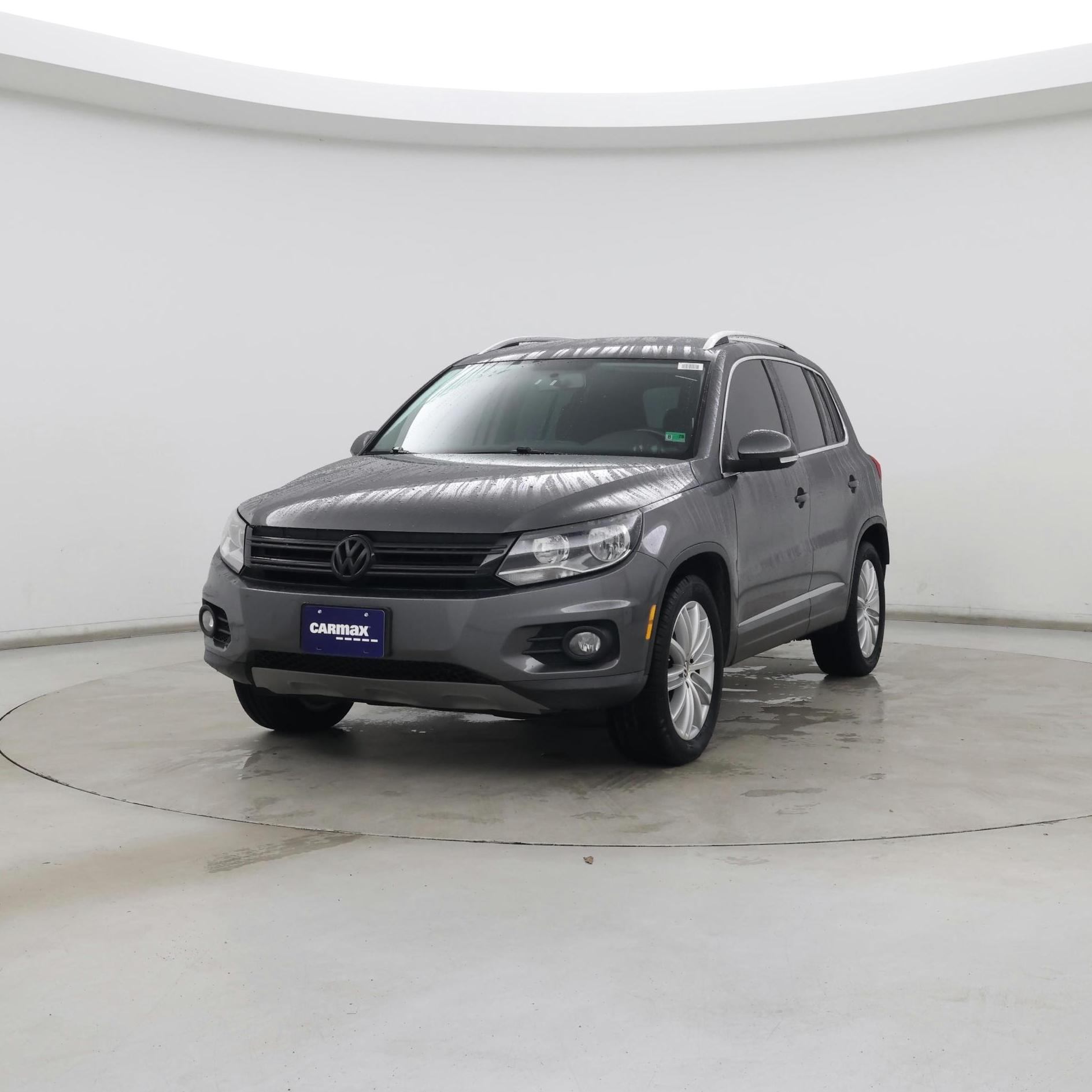 Thumbnail: 2014 Volkswagen Tiguan - 4