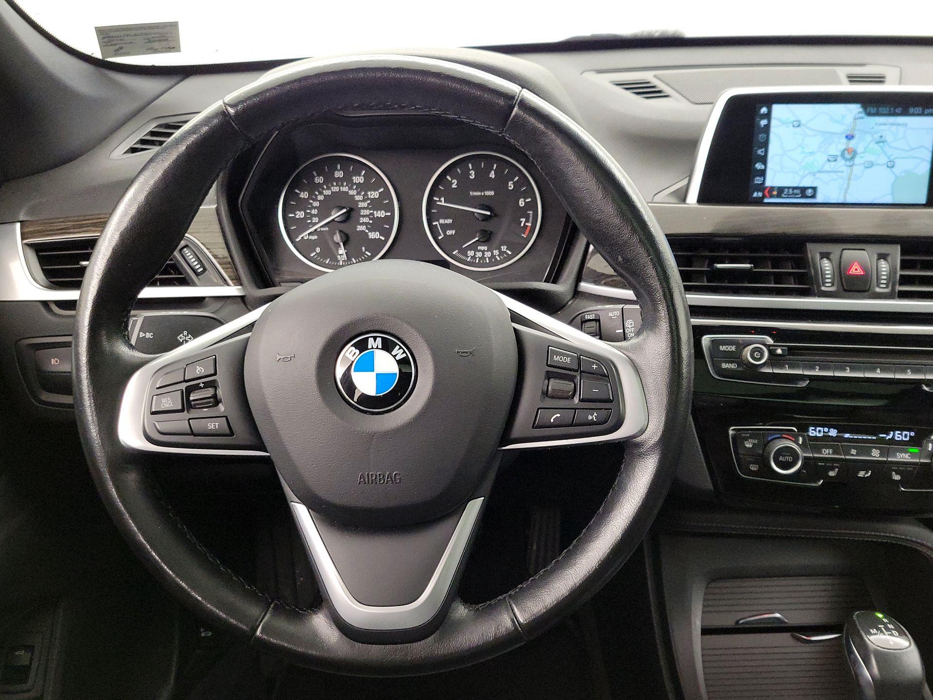 Thumbnail: 2018 BMW X1 - 10