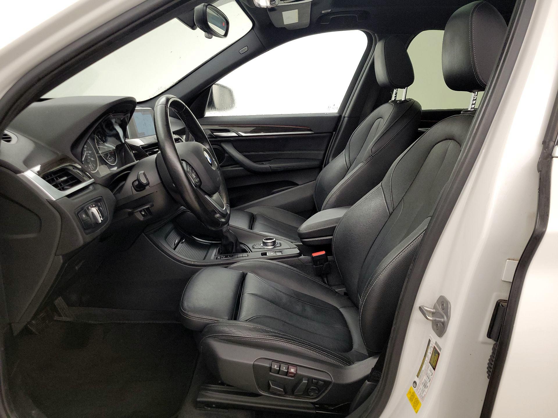 Thumbnail: 2018 BMW X1 - 11