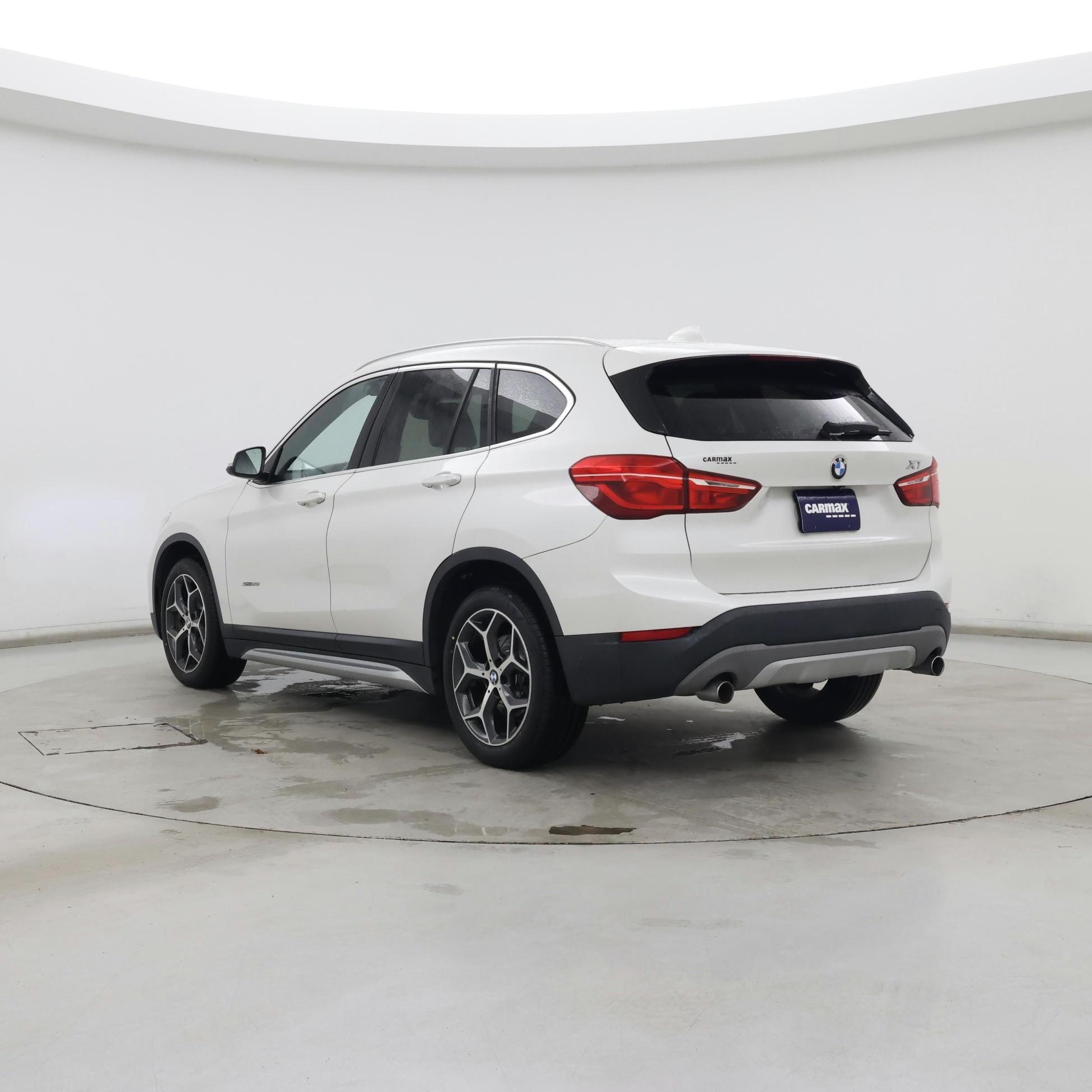 Thumbnail: 2018 BMW X1 - 2