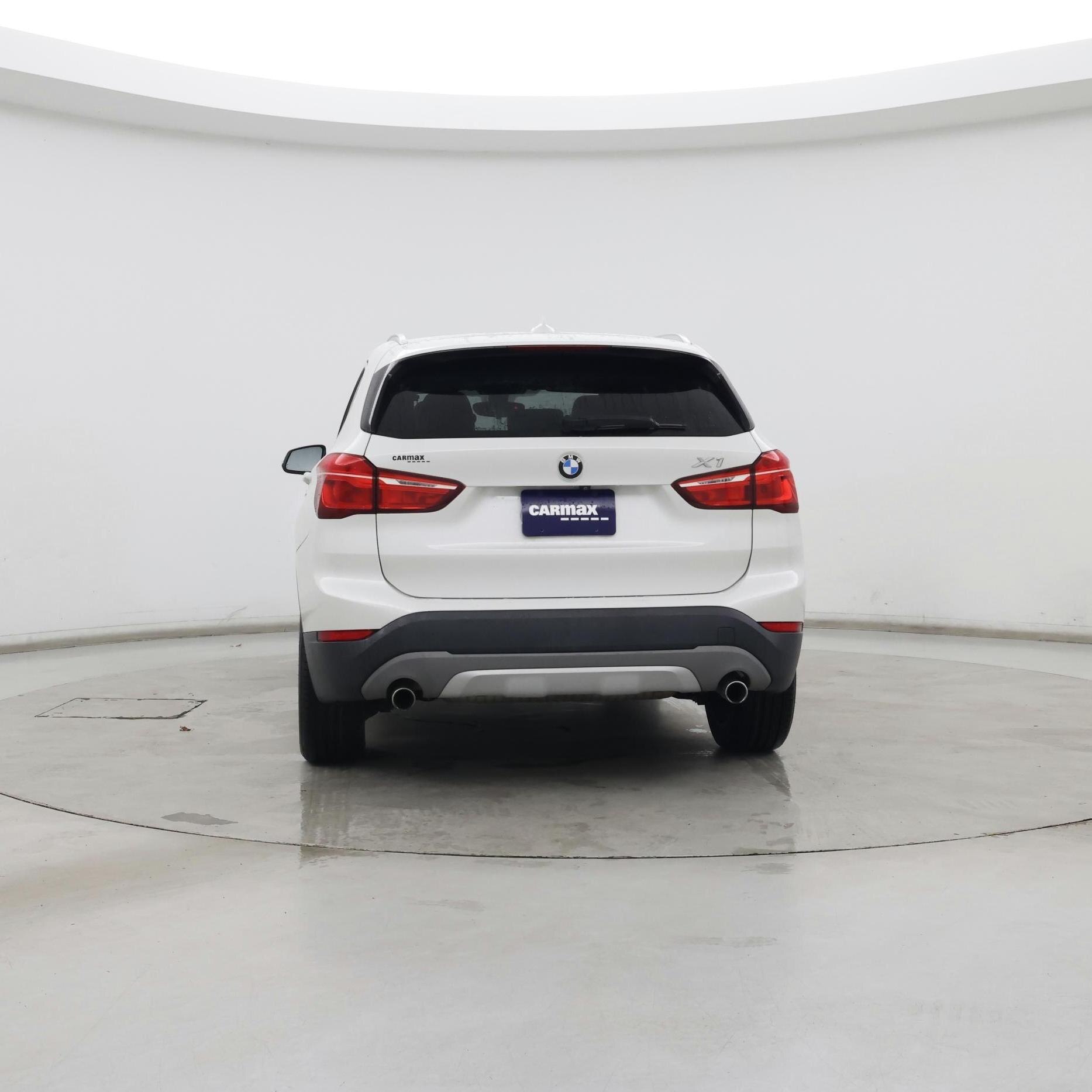 Thumbnail: 2018 BMW X1 - 6