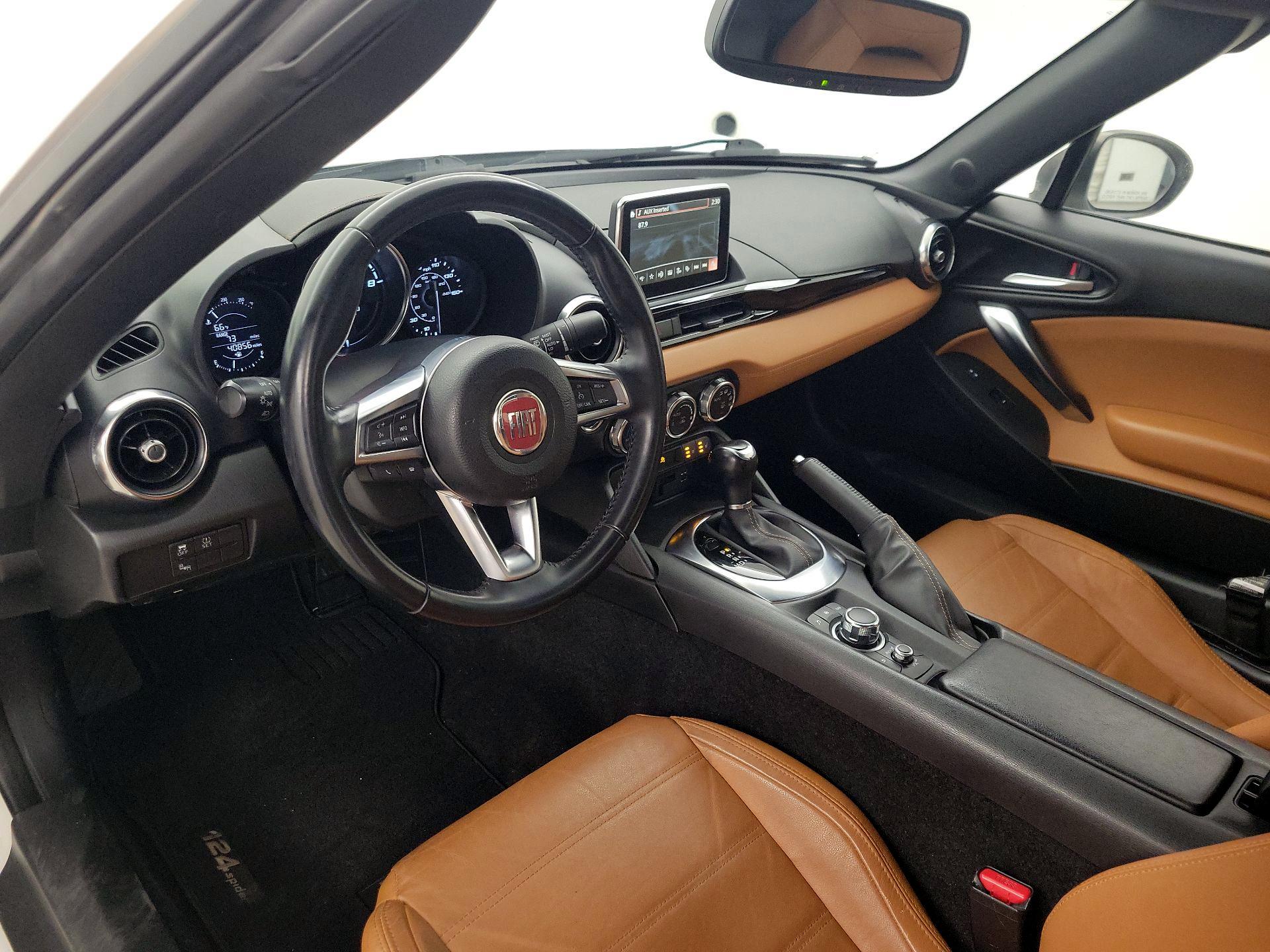 Thumbnail: 2018 Fiat 124 Spider - 9