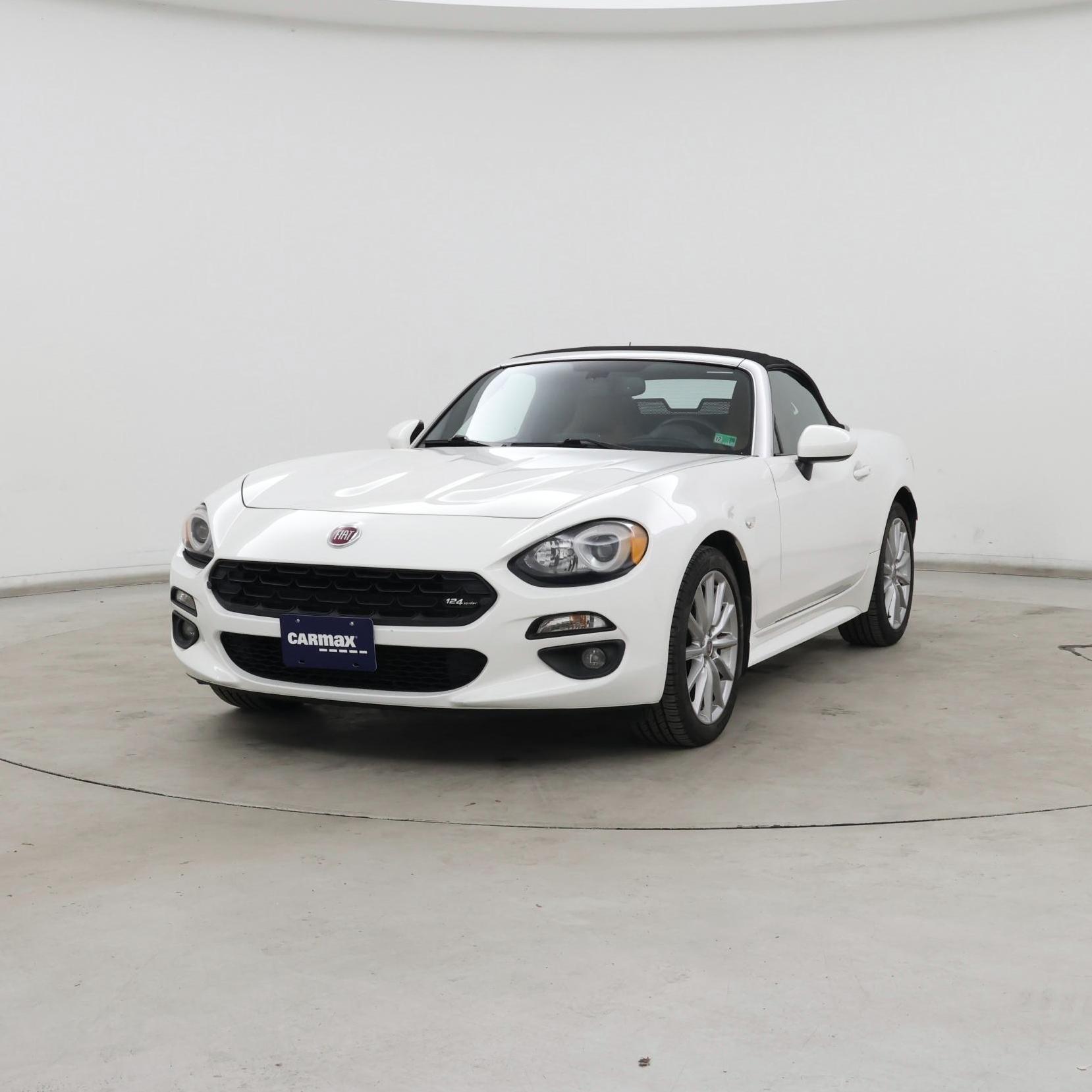 Thumbnail: 2018 Fiat 124 Spider - 4