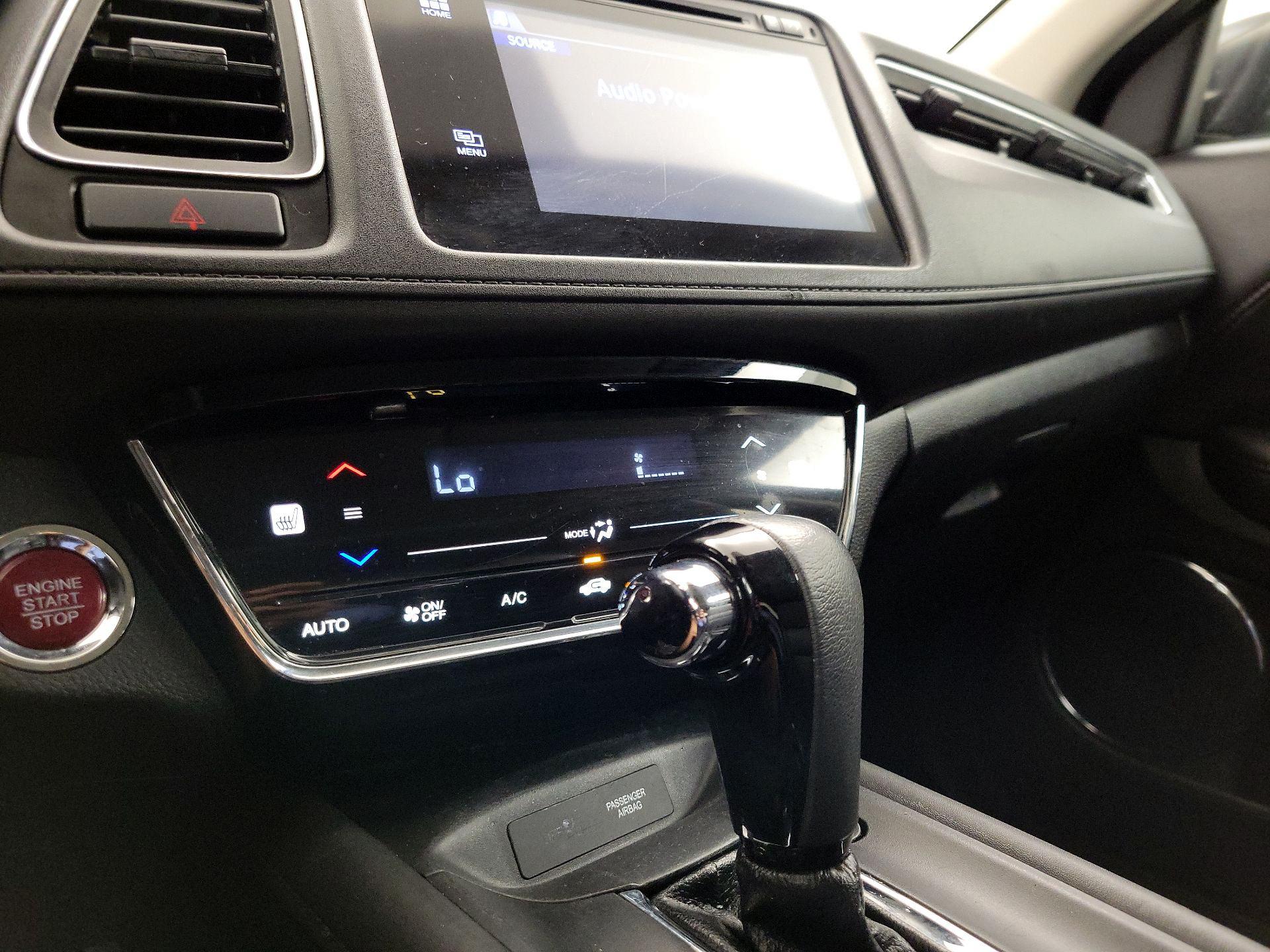 Thumbnail: 2017 Honda HR-V - 17