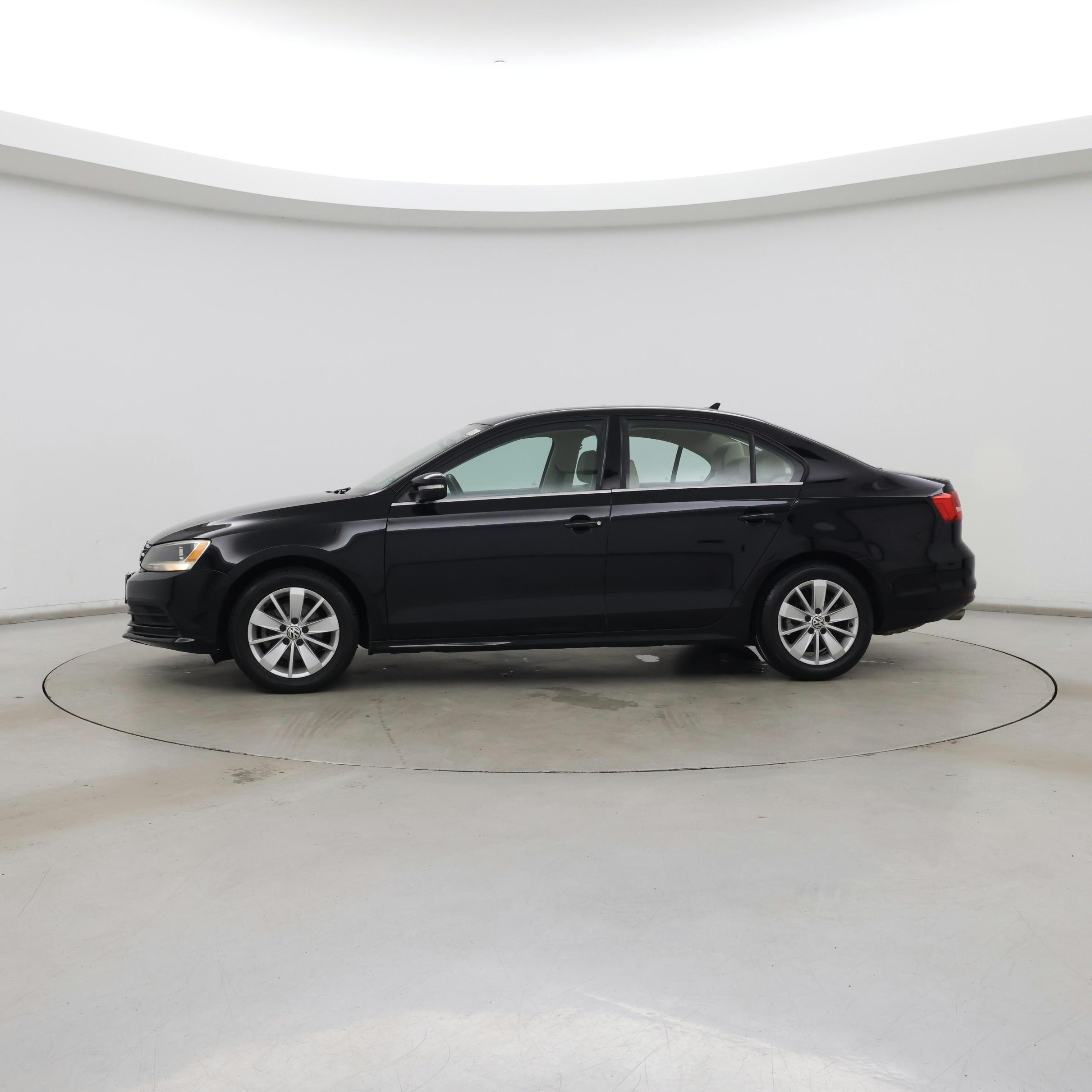 Thumbnail: 2015 Volkswagen Jetta - 3