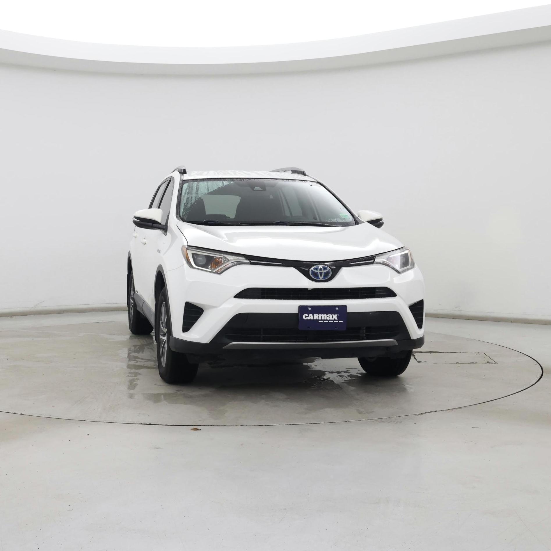 Thumbnail: 2018 Toyota RAV4 - 5