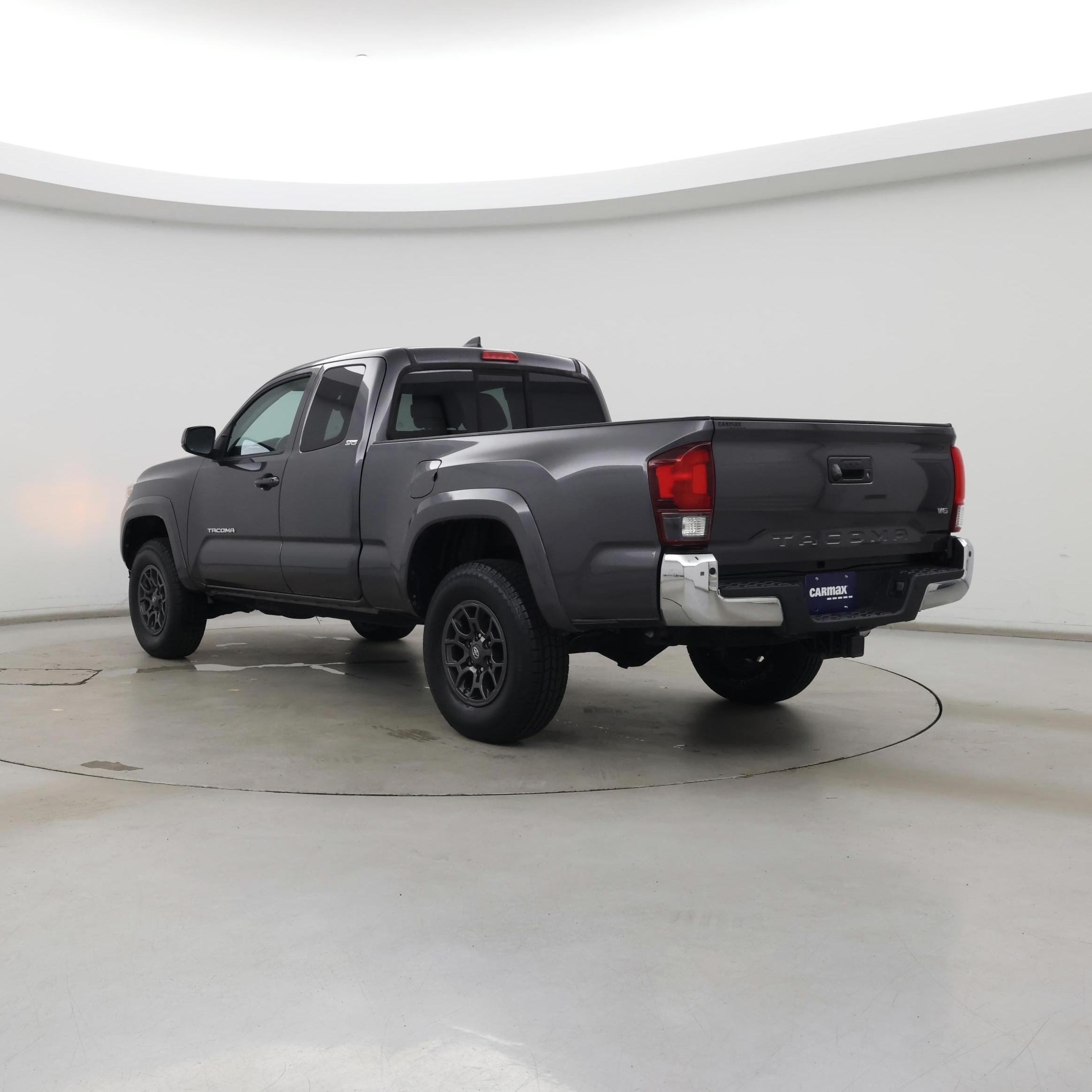 Thumbnail: 2018 Toyota Tacoma - 2