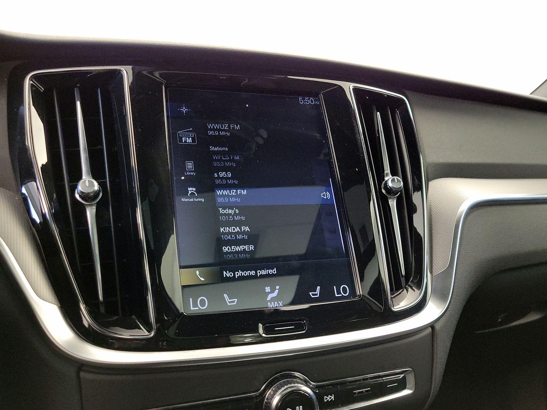 Thumbnail: 2019 Volvo S60 - 16