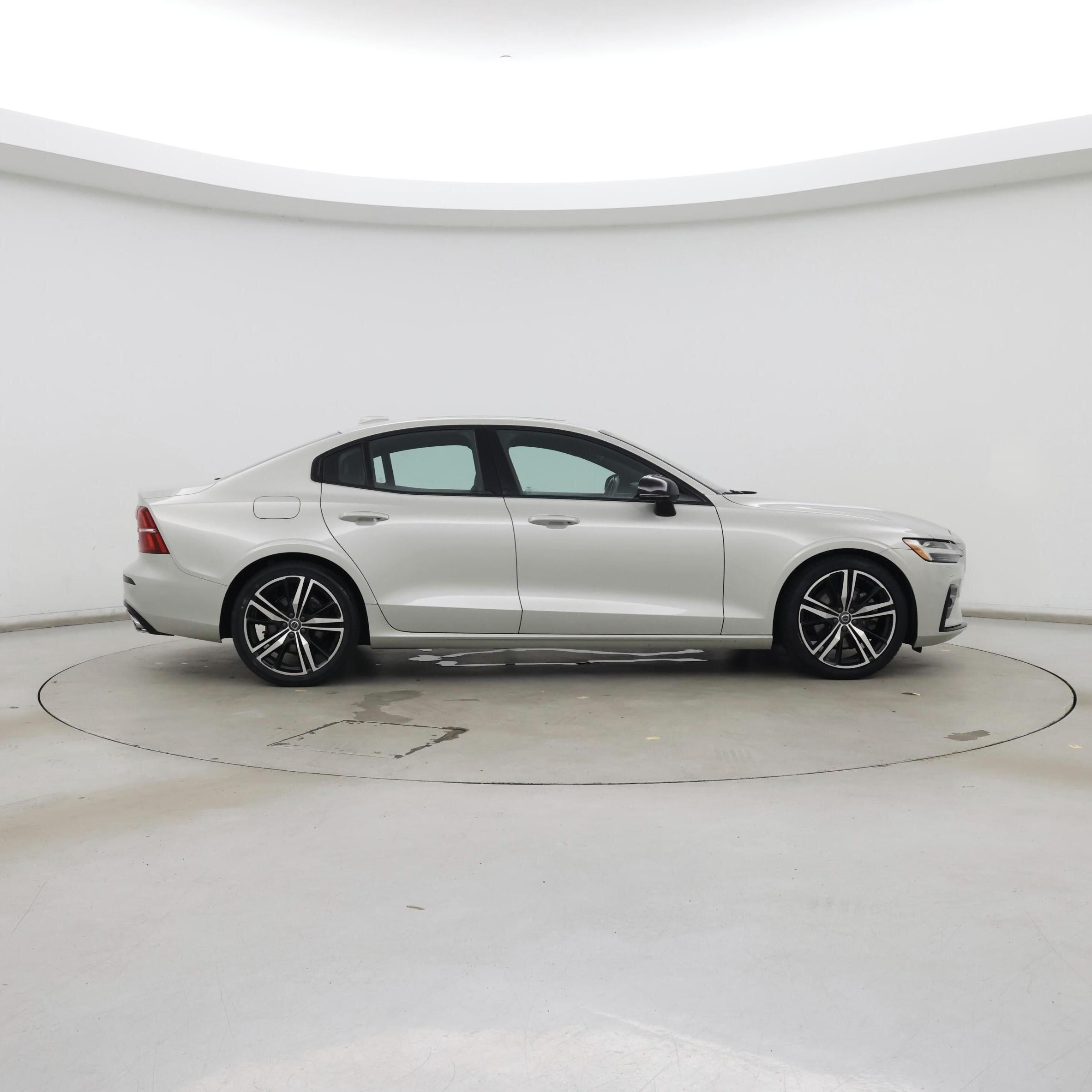 Thumbnail: 2019 Volvo S60 - 7