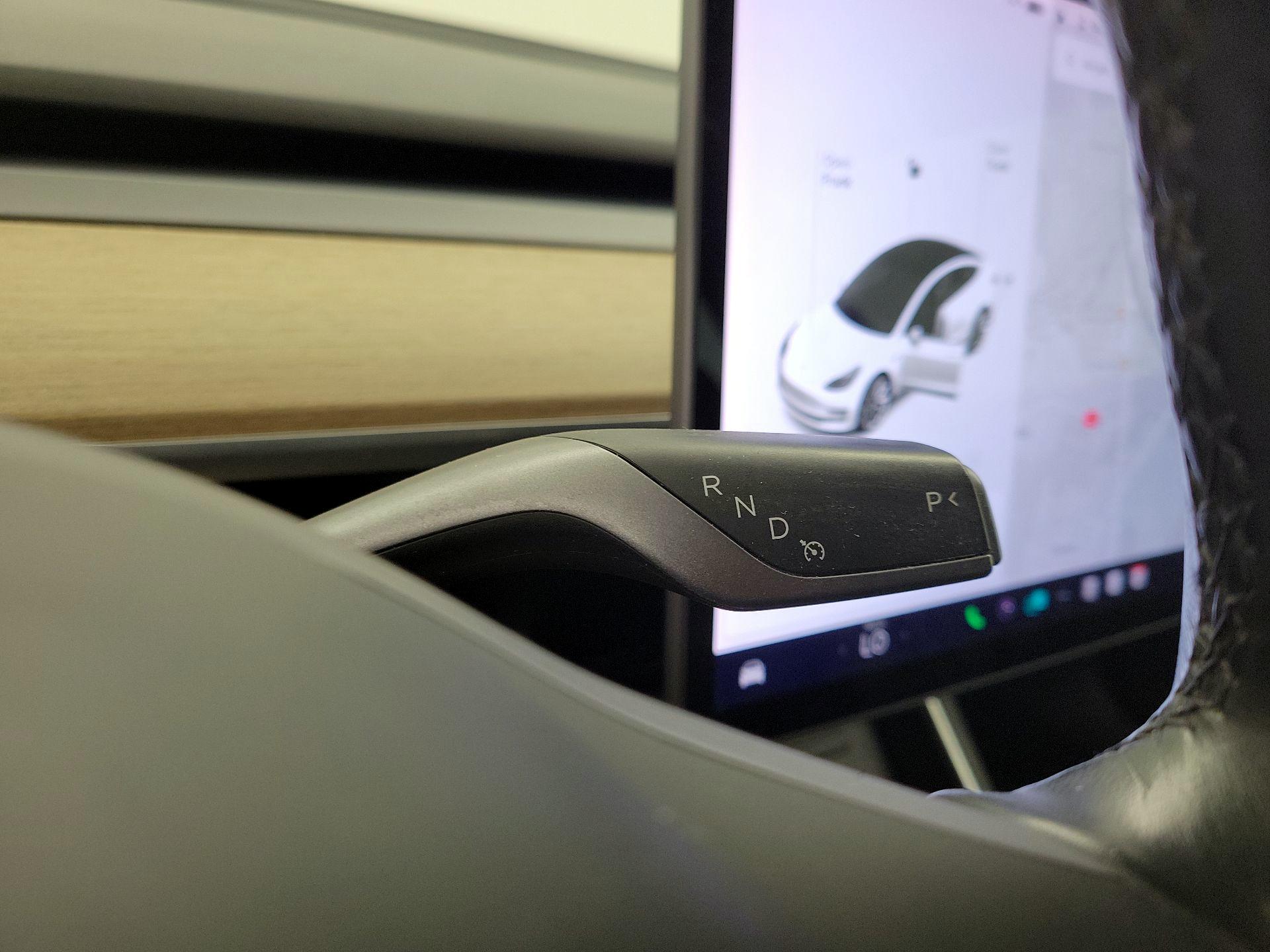 Thumbnail: 2019 Tesla Model 3 - 17