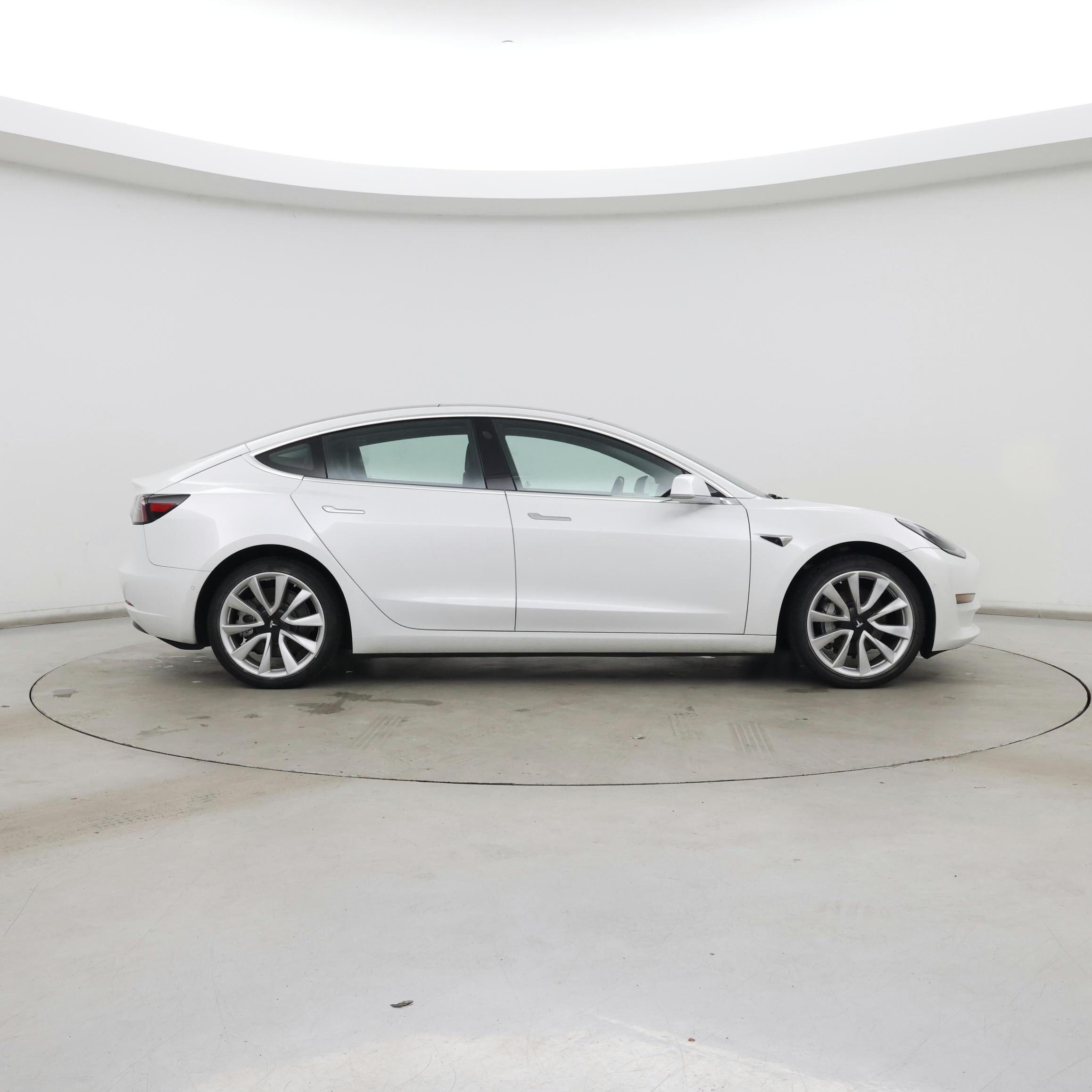 Thumbnail: 2019 Tesla Model 3 - 7