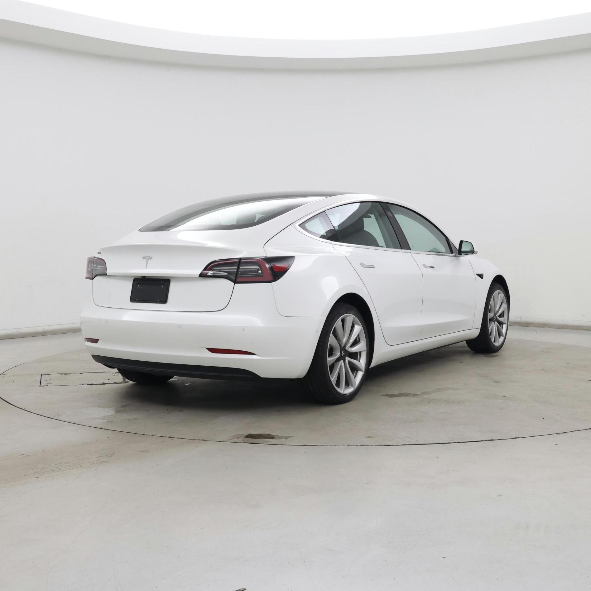 Thumbnail: 2019 Tesla Model 3 - 8
