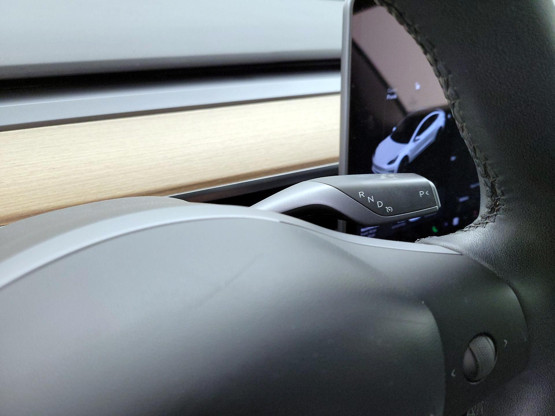 Thumbnail: 2020 Tesla Model 3 - 17