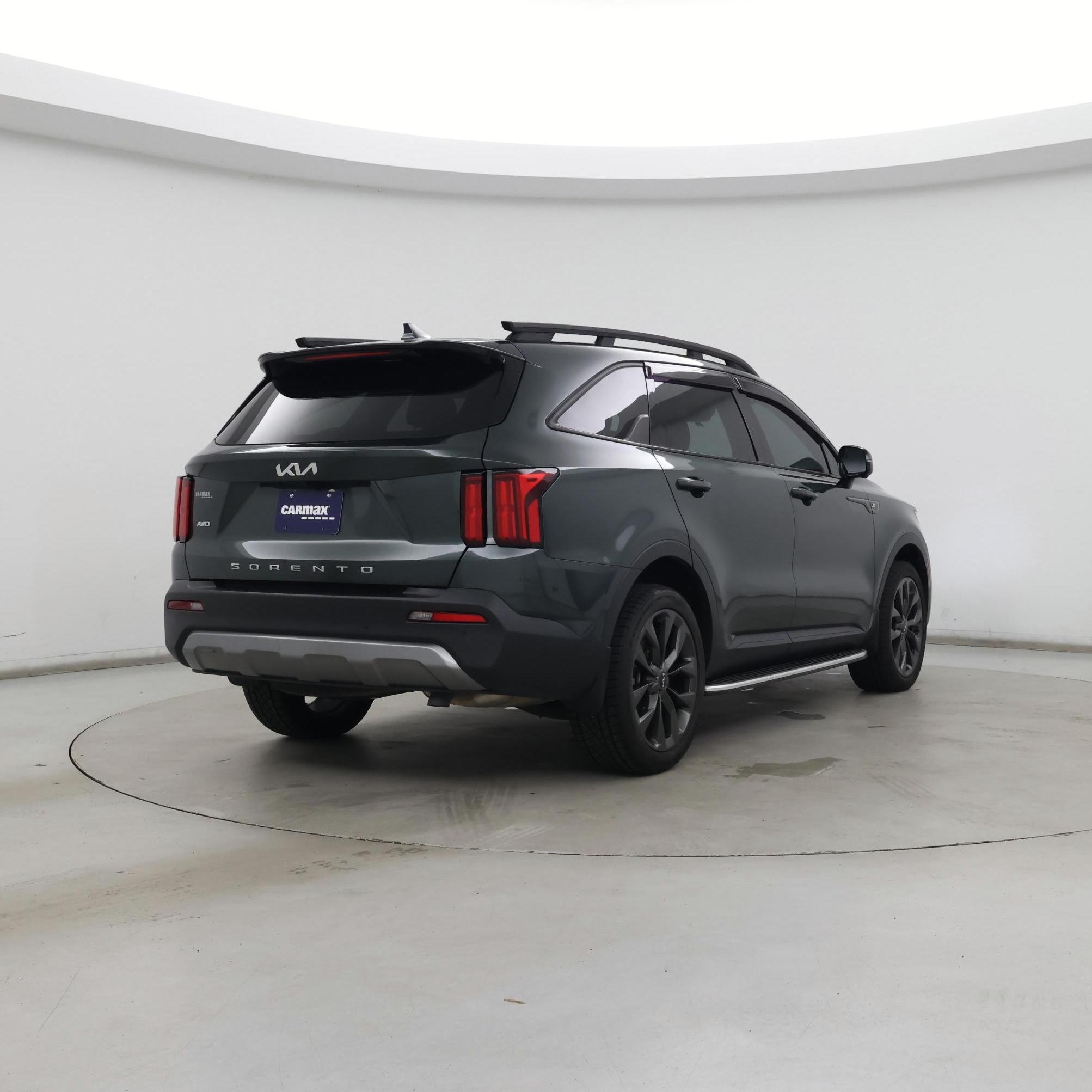 Thumbnail: 2022 Kia Sorento - 8
