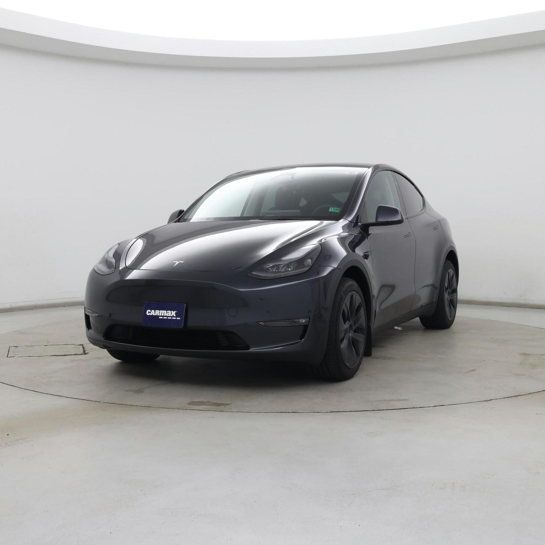 Thumbnail: 2025 Tesla Model Y - 4