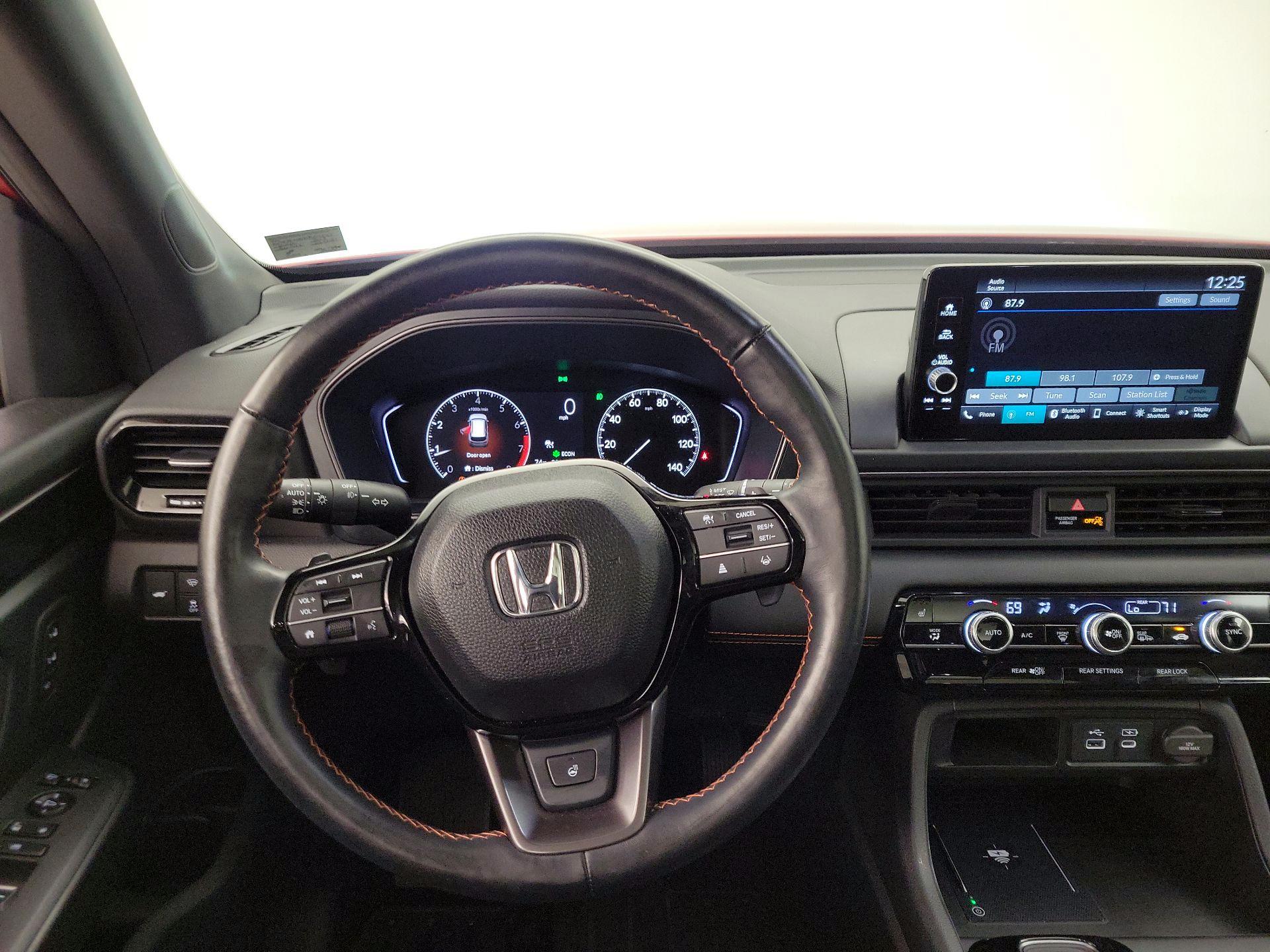 Thumbnail: 2023 Honda Pilot - 10