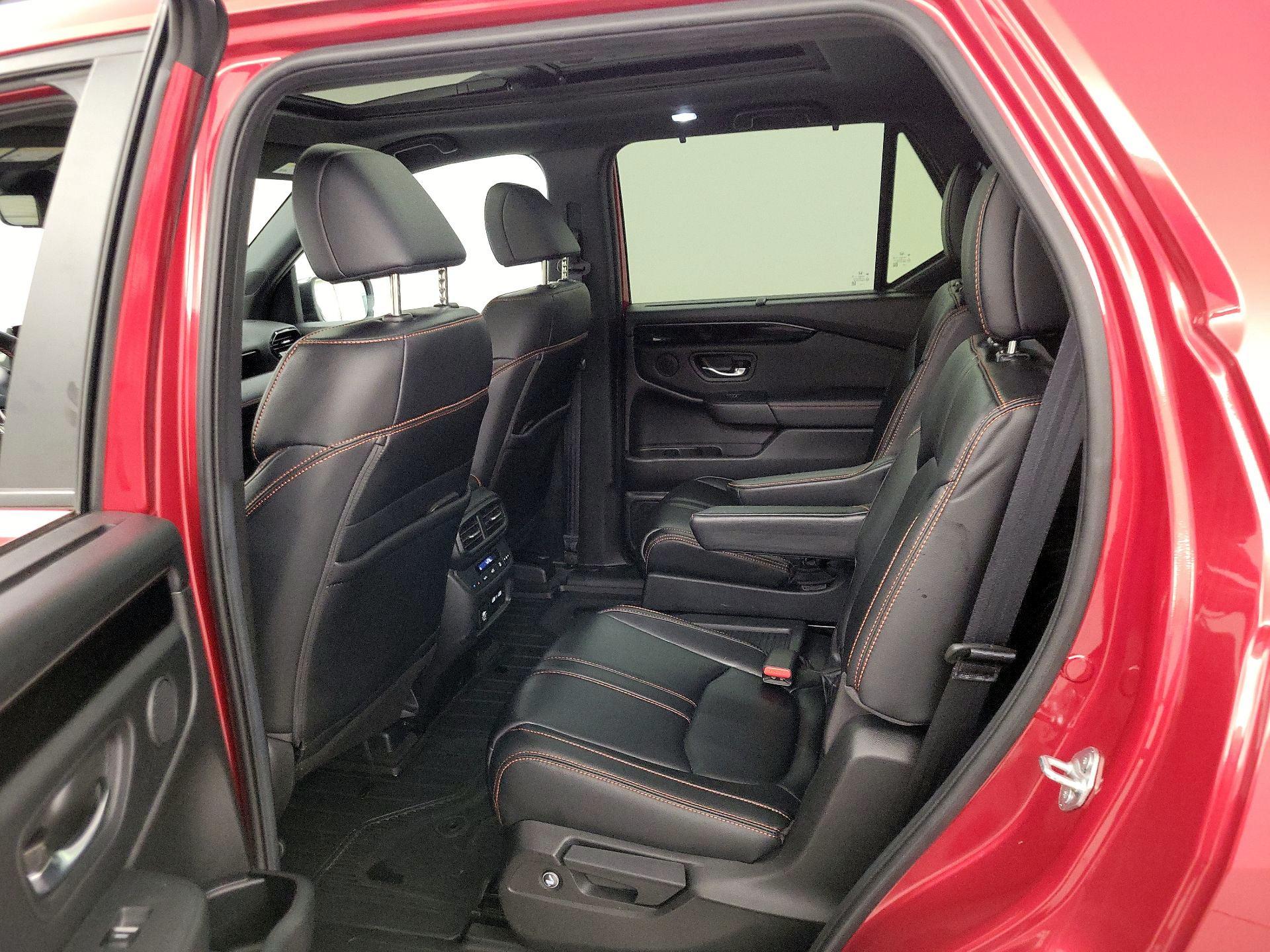 Thumbnail: 2023 Honda Pilot - 20