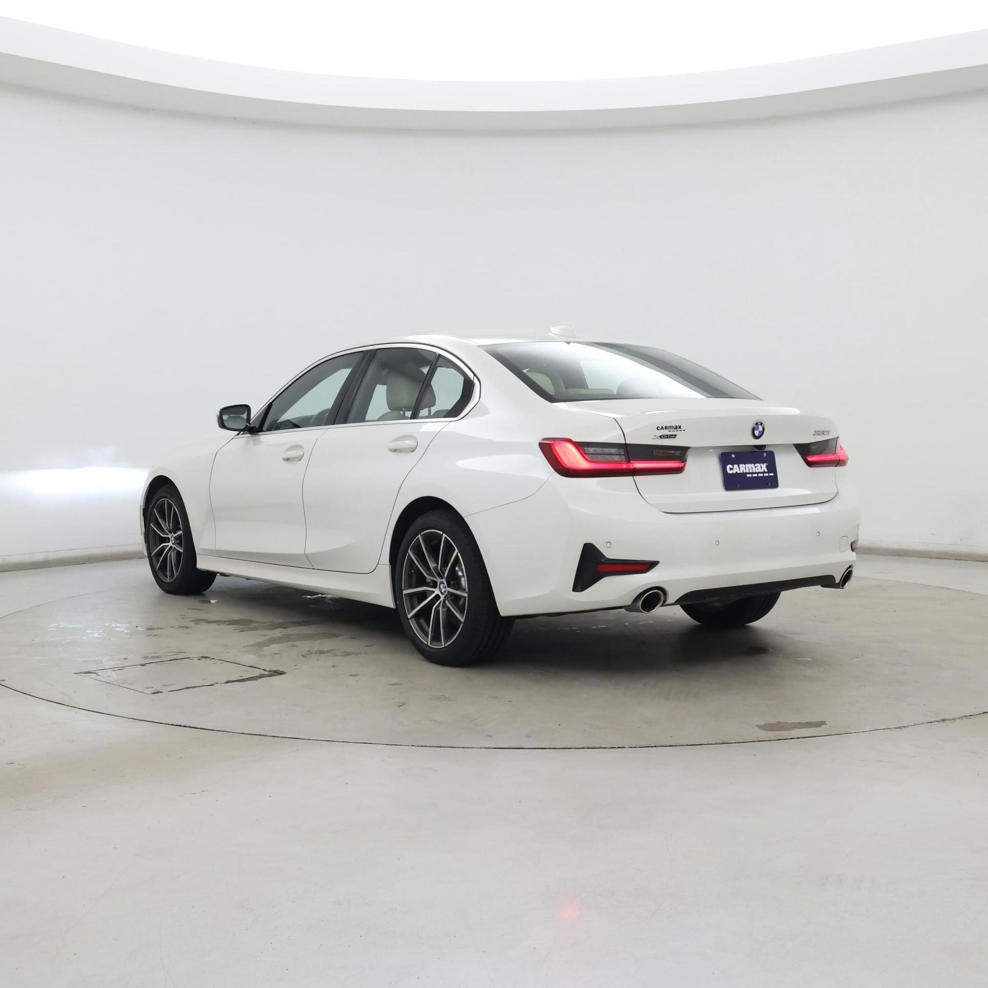 Thumbnail: 2019 BMW 3 Series - 2