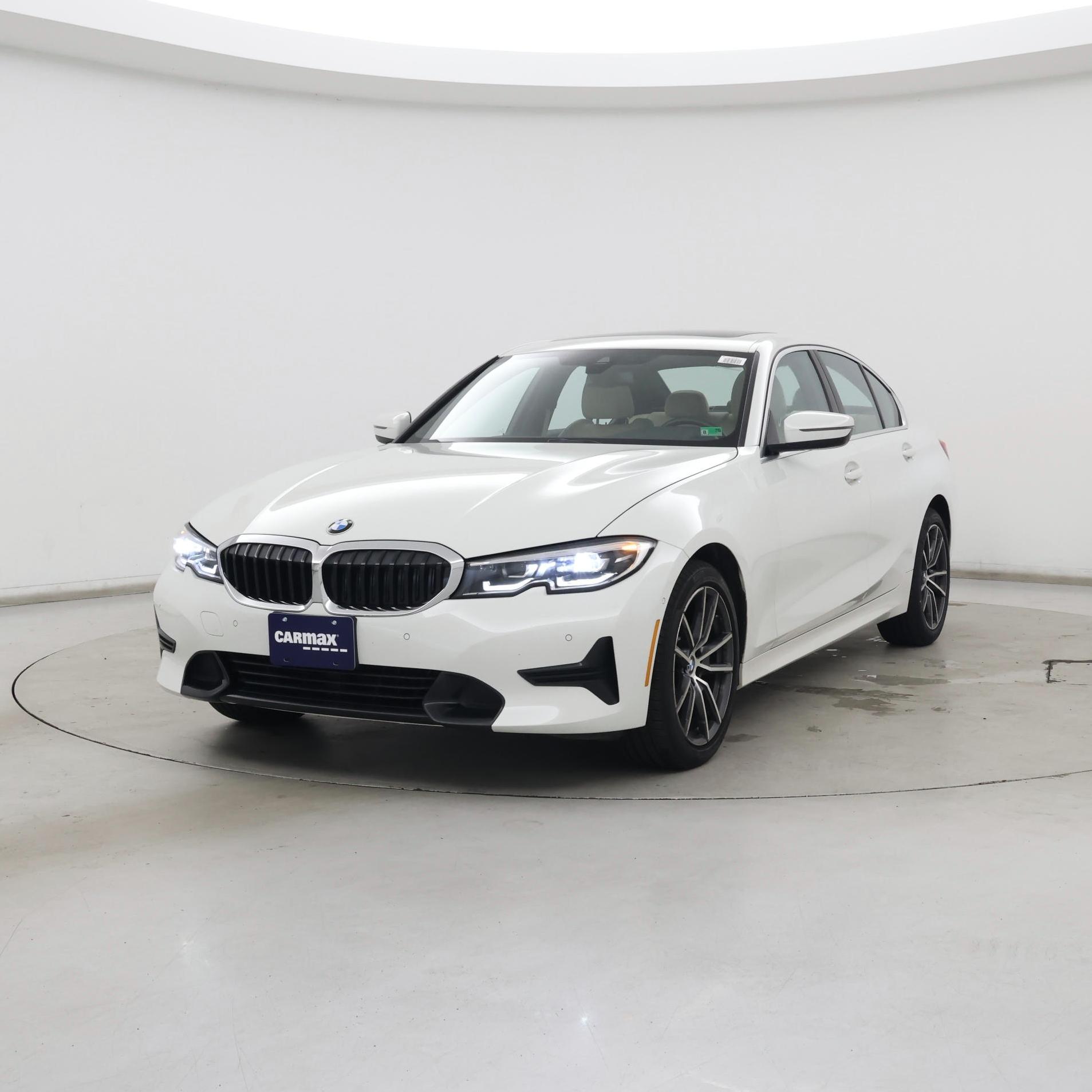 Thumbnail: 2019 BMW 3 Series - 4