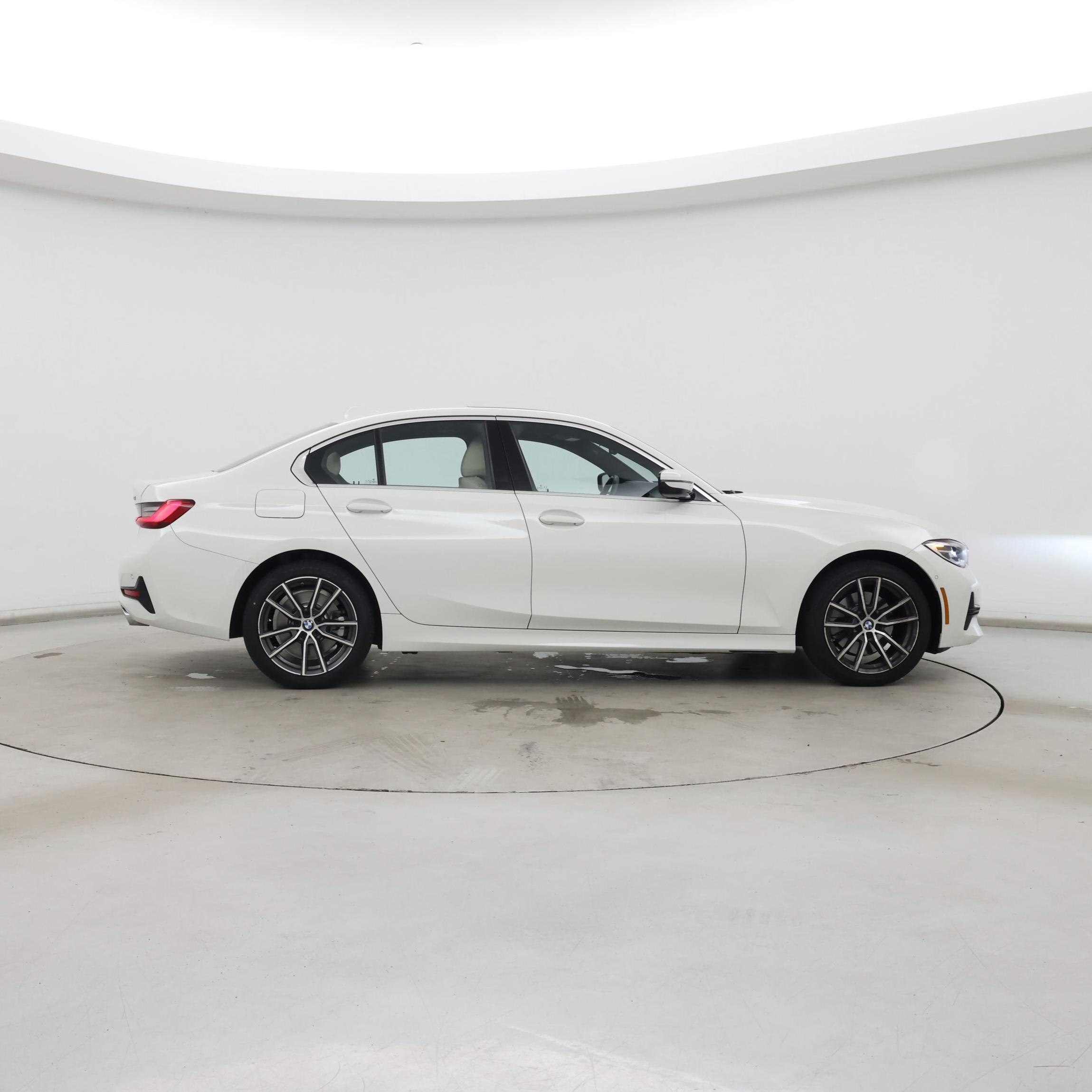 Thumbnail: 2019 BMW 3 Series - 7