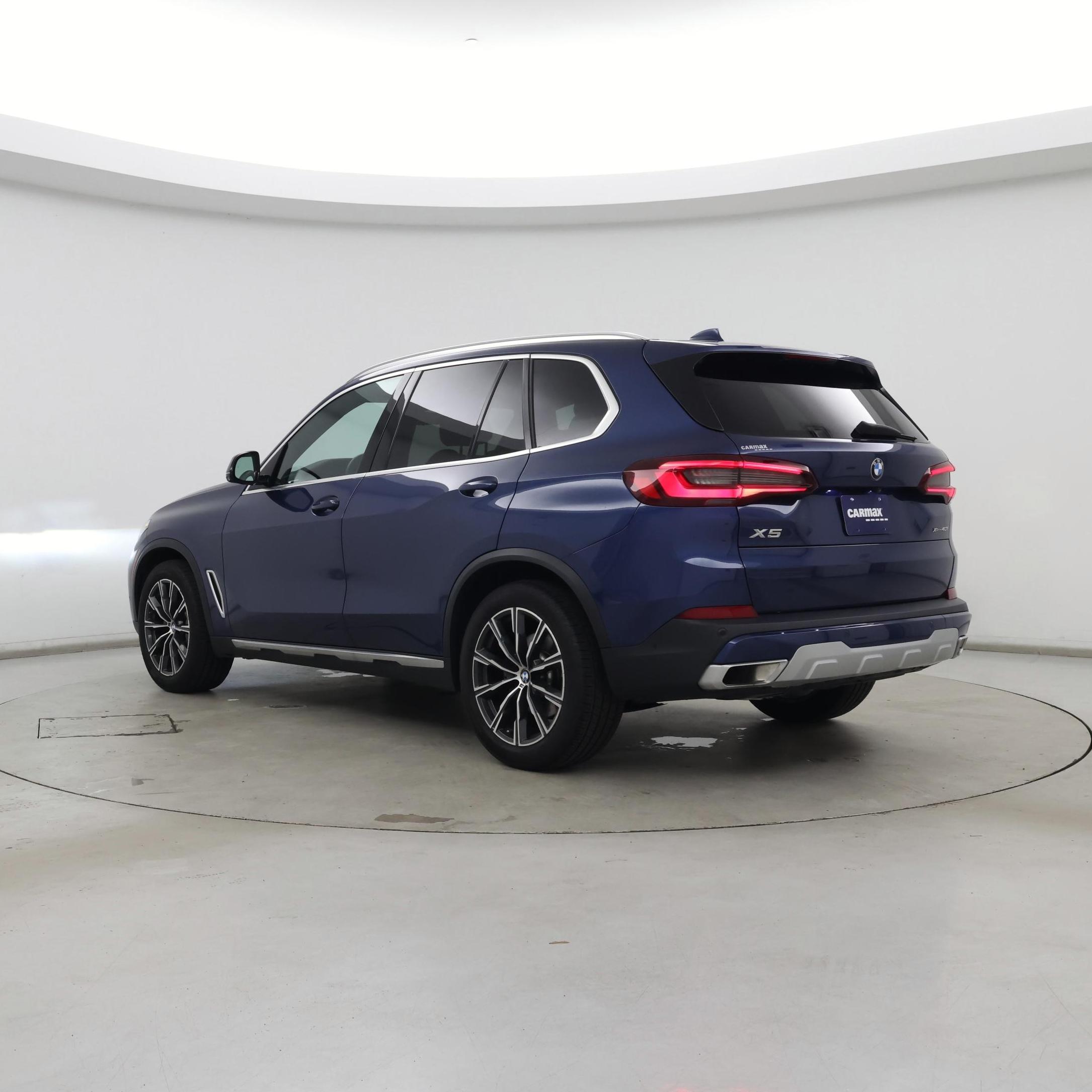 Thumbnail: 2023 BMW X5 - 2