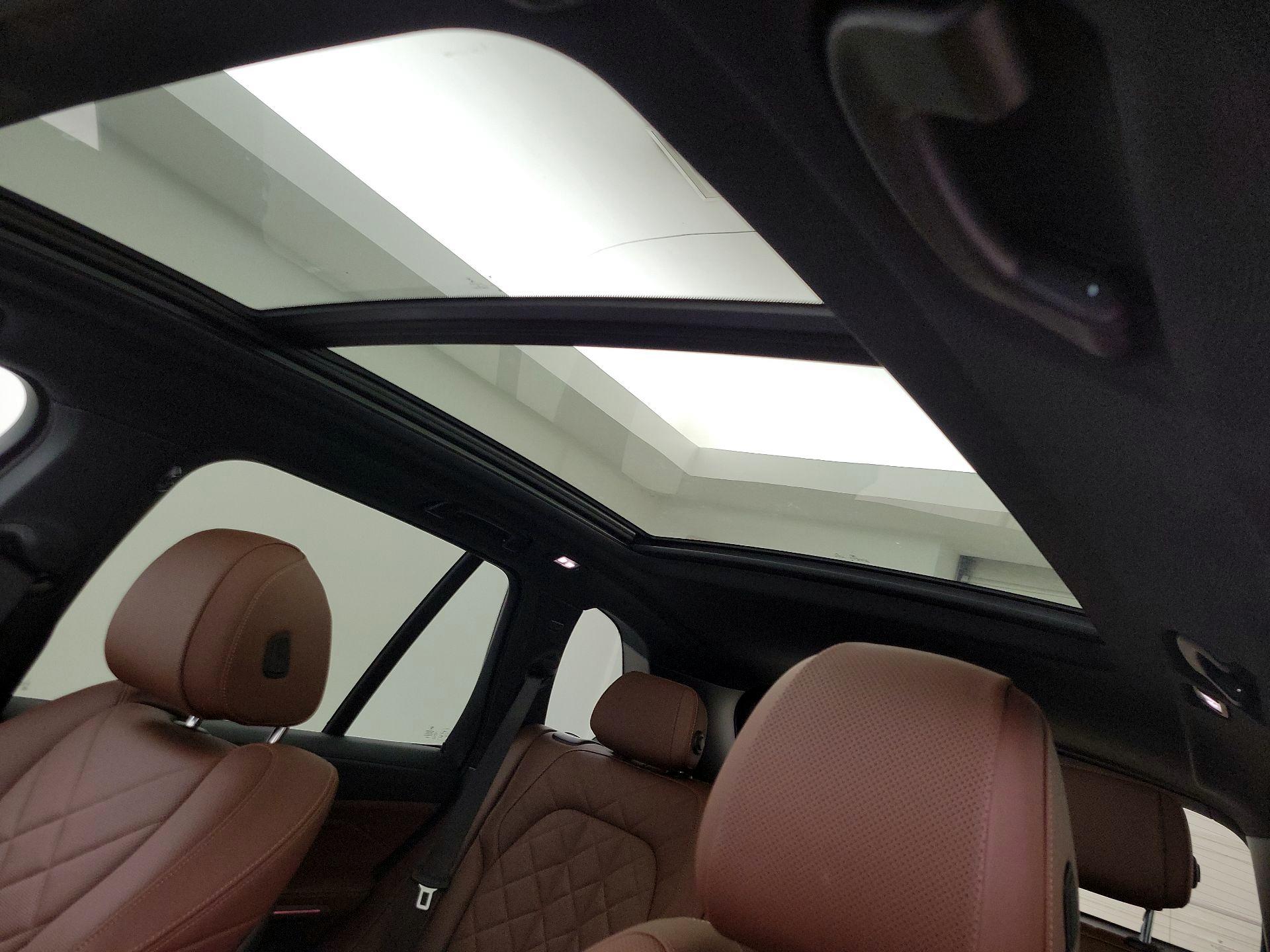 Thumbnail: 2023 BMW X5 - 20