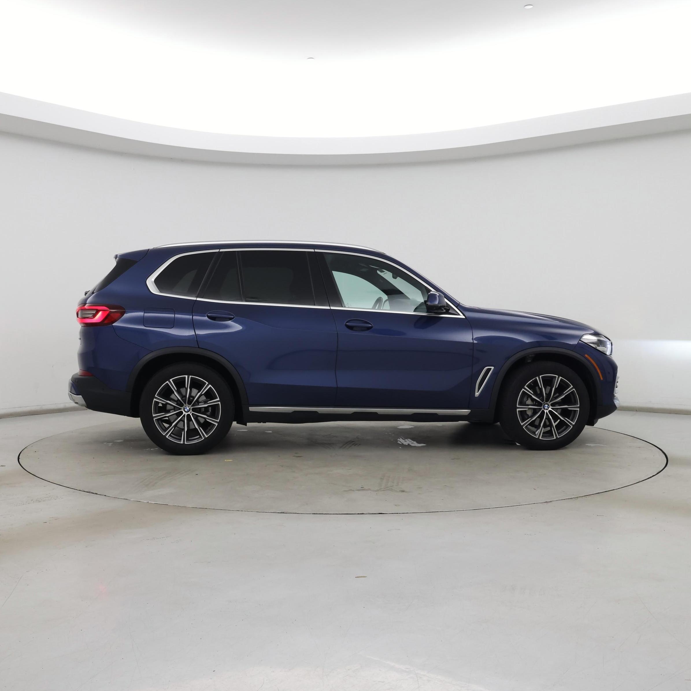 Thumbnail: 2023 BMW X5 - 7
