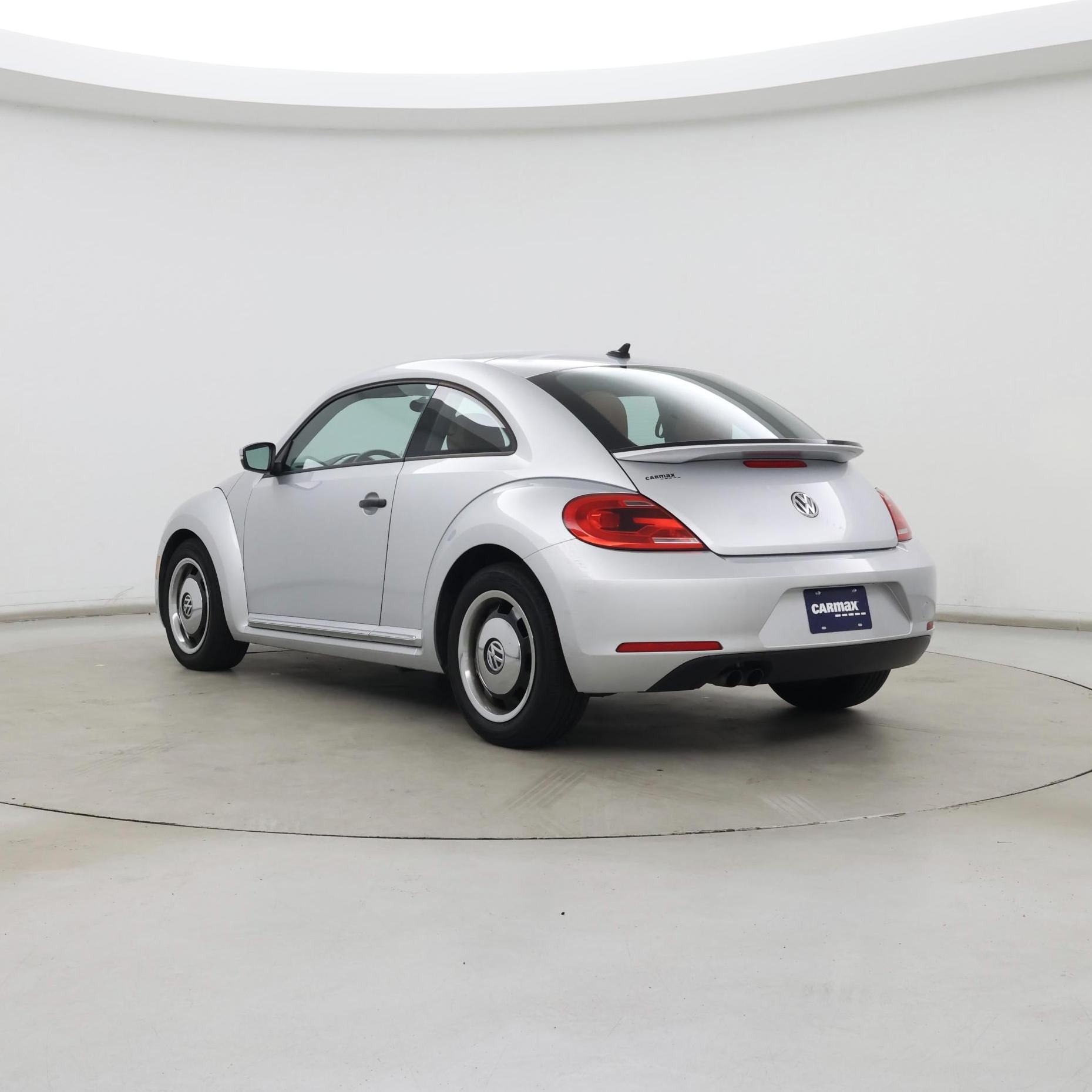 Thumbnail: 2015 Volkswagen Beetle - 2