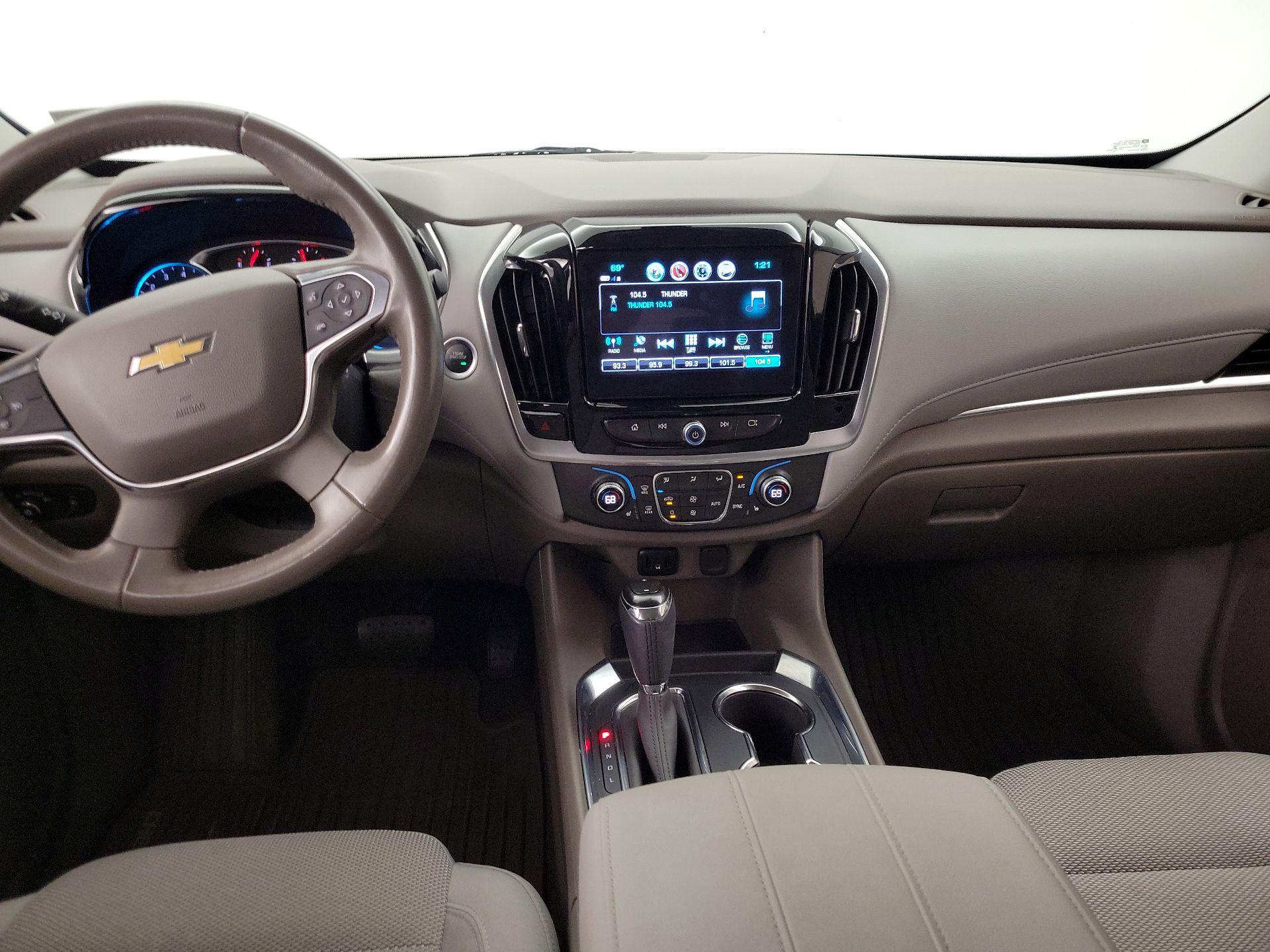 Thumbnail: 2019 Chevrolet Traverse - 9