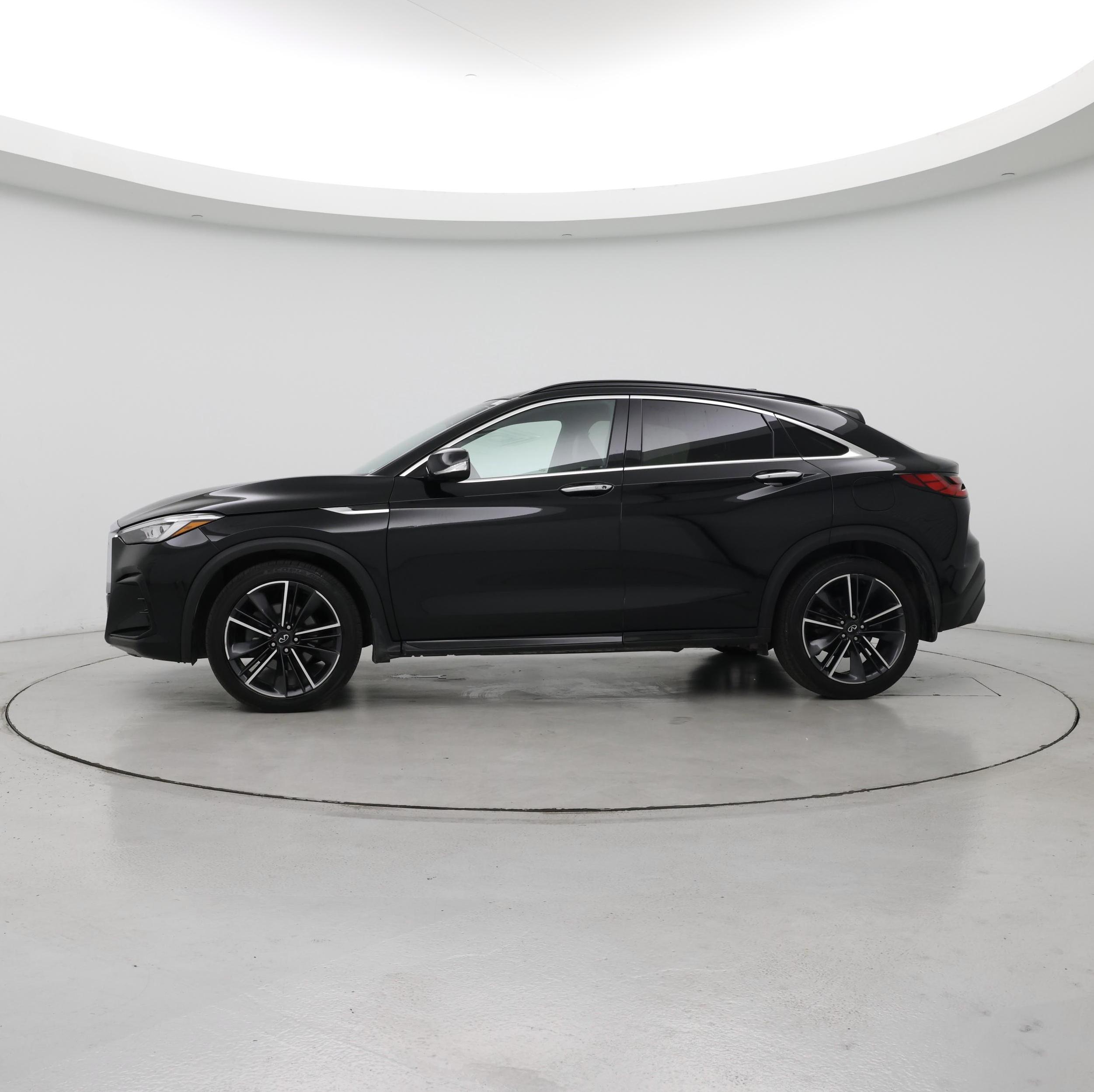 Thumbnail: 2022 INFINITI QX55 - 3