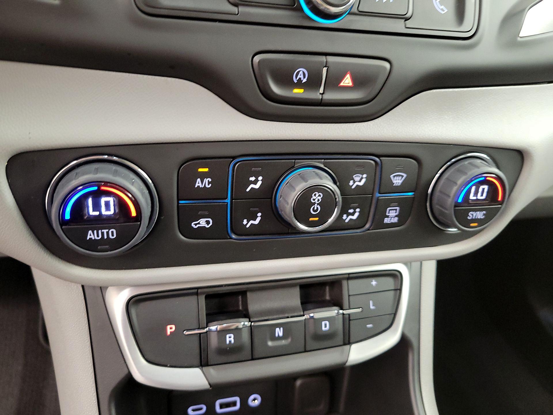 Thumbnail: 2023 GMC Terrain - 16